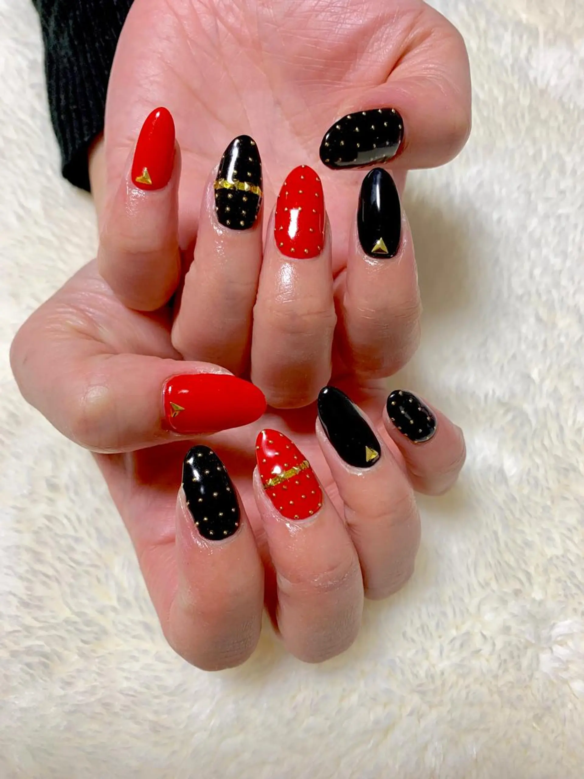 ネイル アートネイル 夏ネイル EMILUCA 北河希のエステ・リラクイメージ