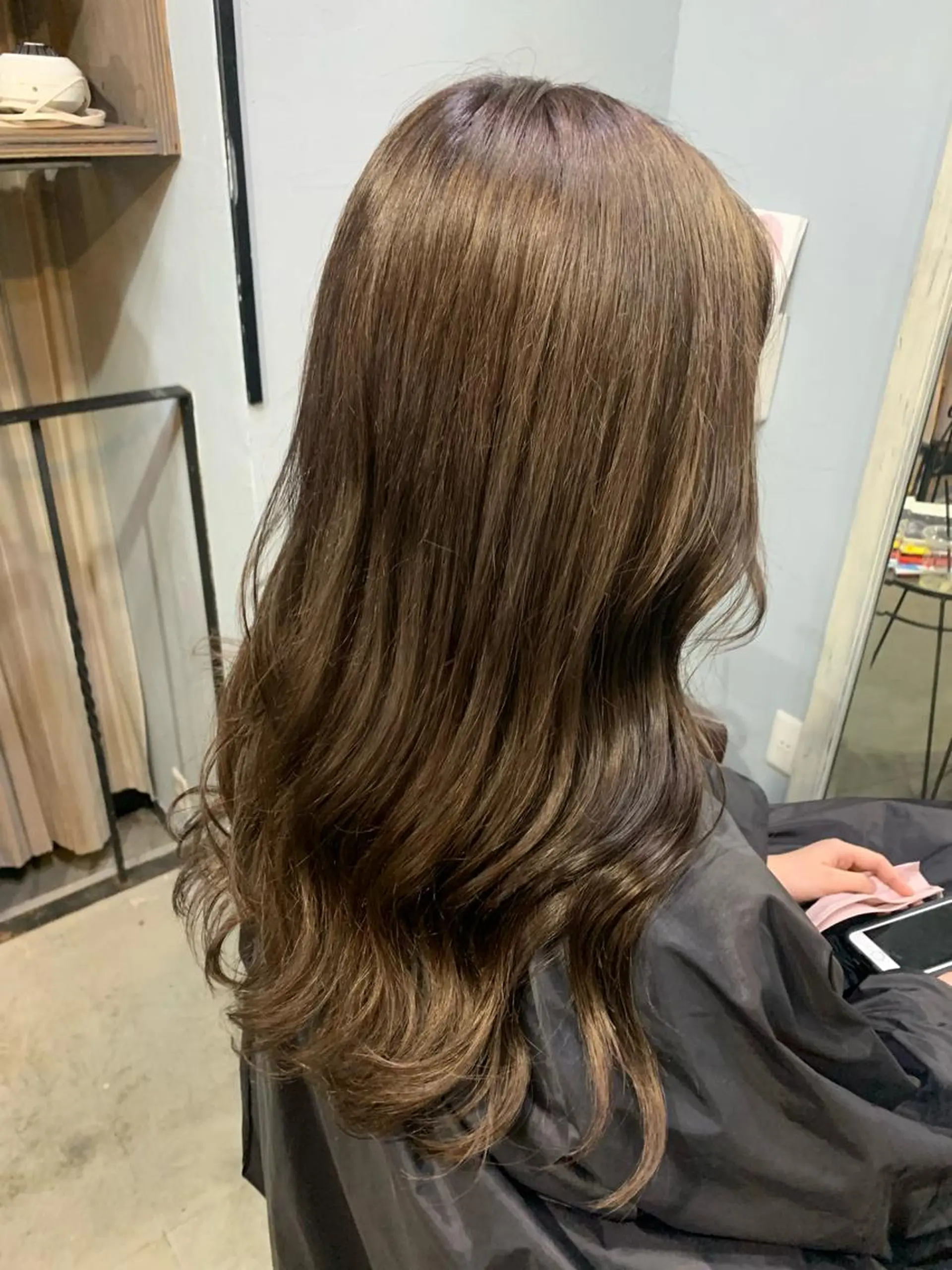 ロング カラー ブリーチ ブラウンカラー ブリーチなしカラー オリーブブラウン メンズサロンロス【LOSS】所属・🦋🌈LOSS NOBUTA🌈🦋のヘアスタイル