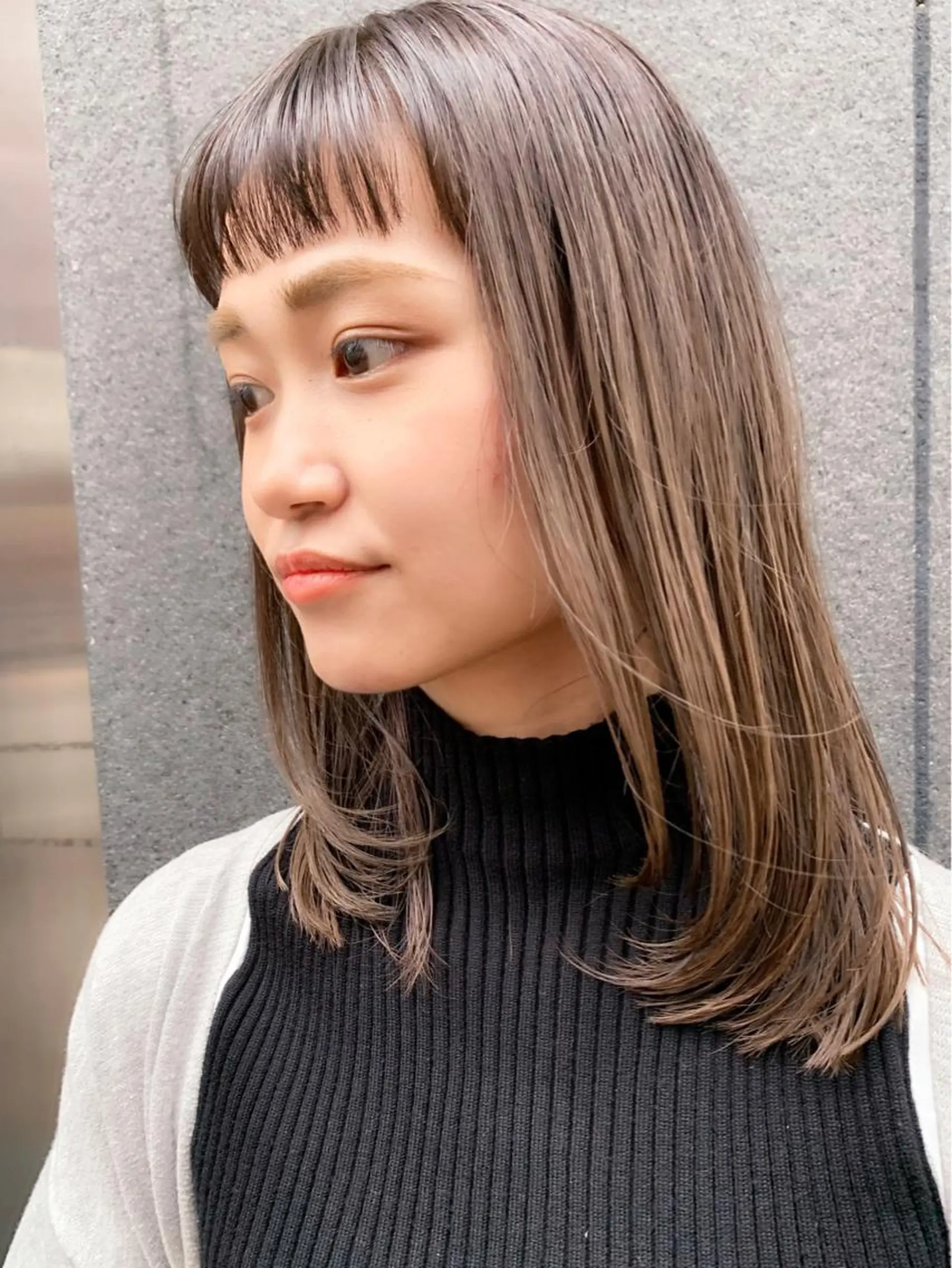 ミディアム カラー 透明感カラー イルミナカラー オン眉 tension 【テンション】のヘアスタイル