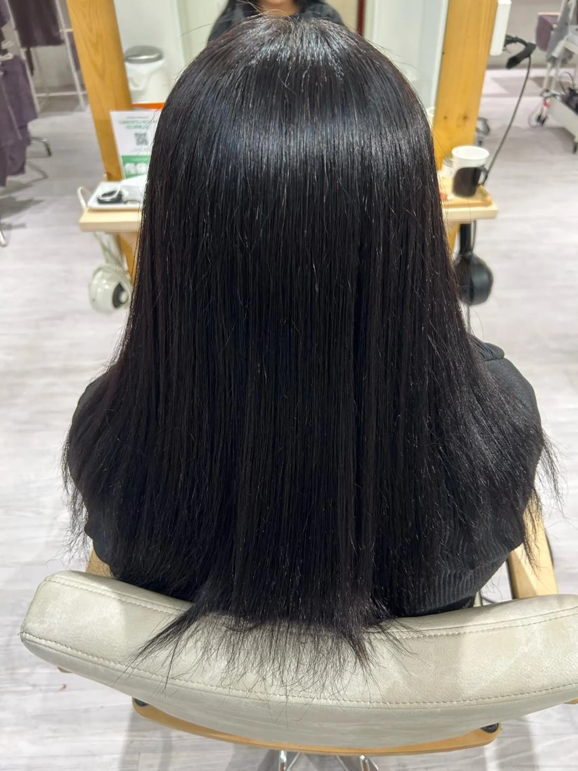 ロング オリーブ・赤み消し 💚MAKOTO💚のヘアスタイル