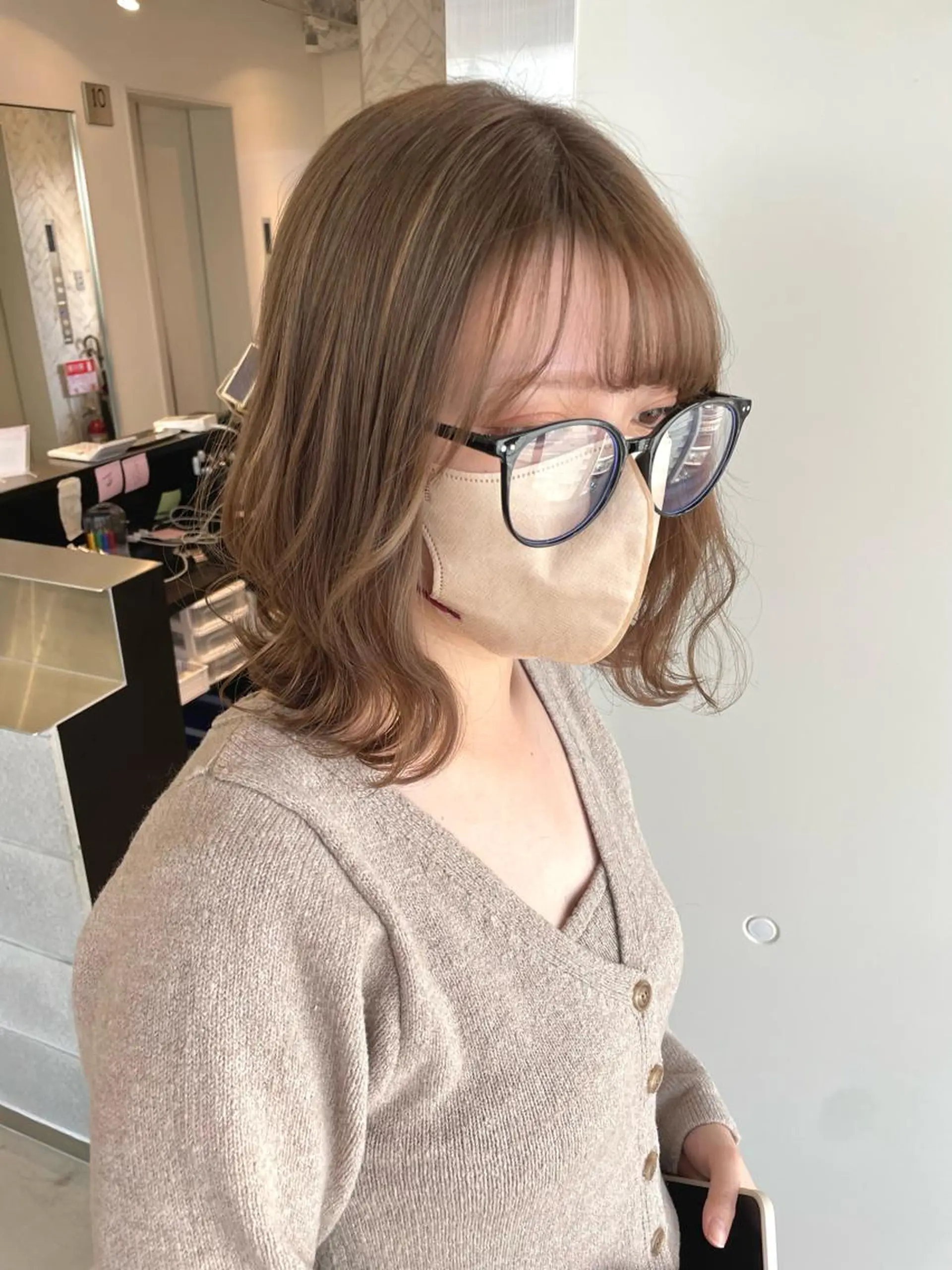 ショート カラー ヘアアレンジ ベージュカラー カット ヘアカラー トリートメント 🎗秋山勇 /三宮指名No.1のヘアスタイル