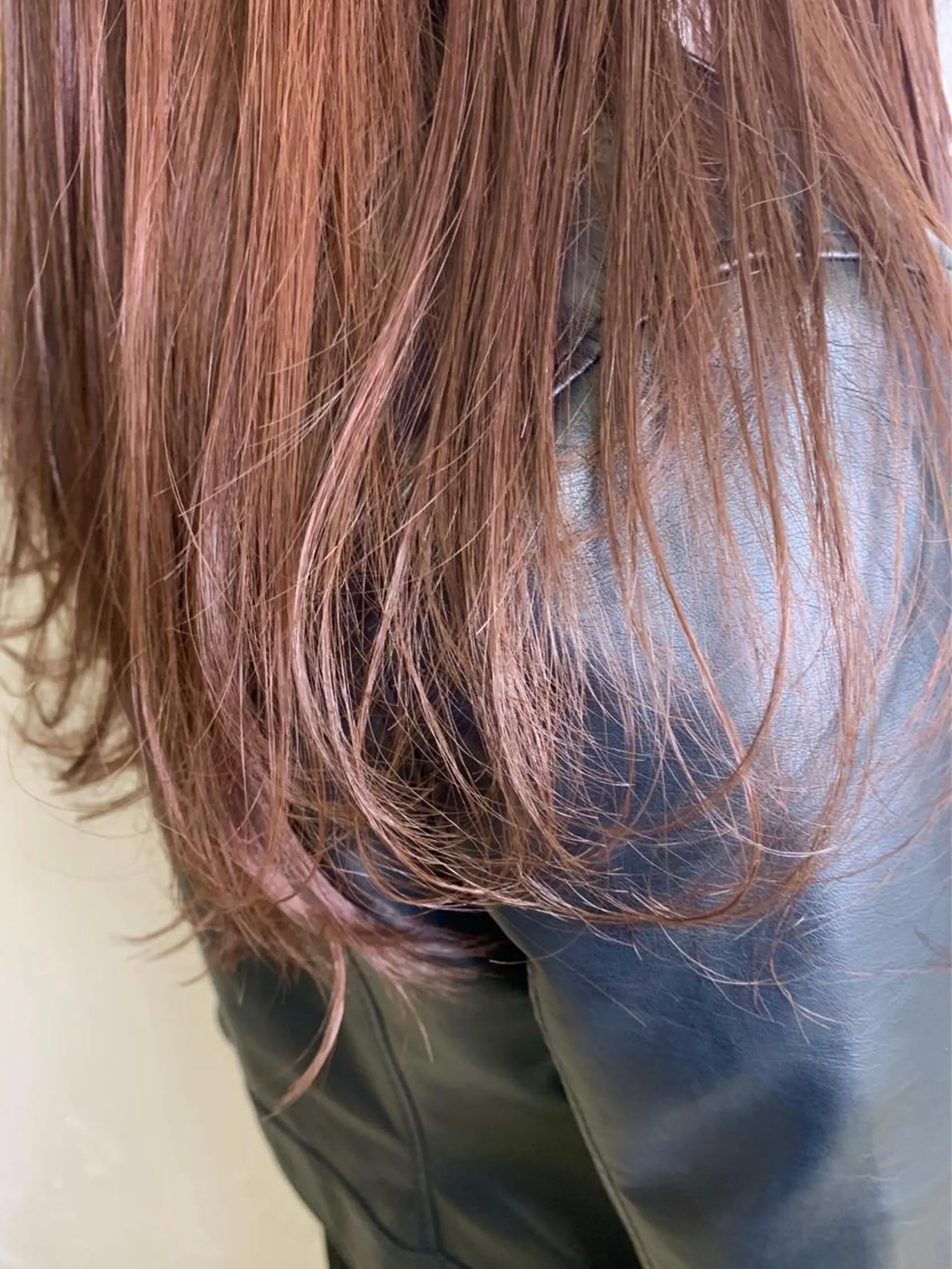 ロング カラー raika .のヘアスタイル