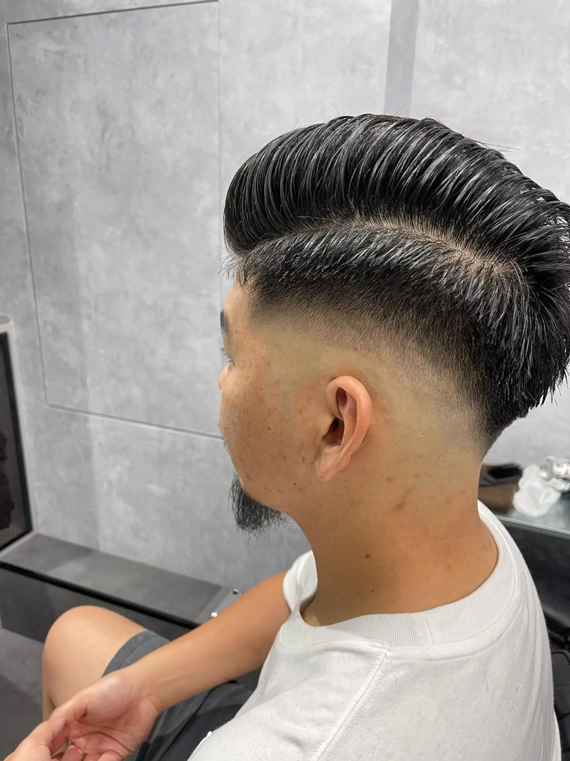 ショート メンズ フェードカット スキンフェード カット CHROM TOKYO ALT所属・神保町メンズno.1 佐々木康介のヘアスタイル