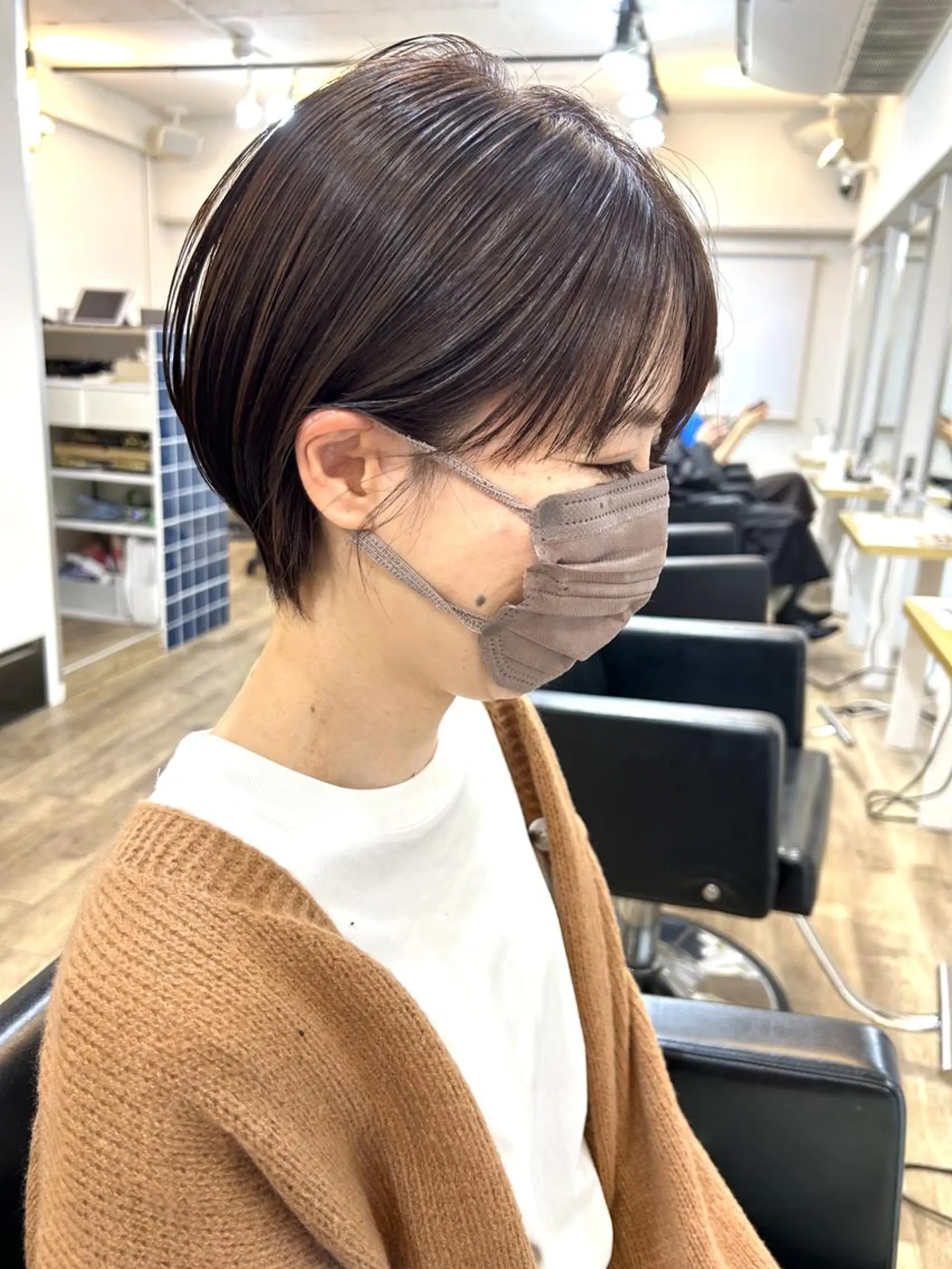 ショート カット ヘアカラー トリートメント ioe 茶屋町のヘアスタイル