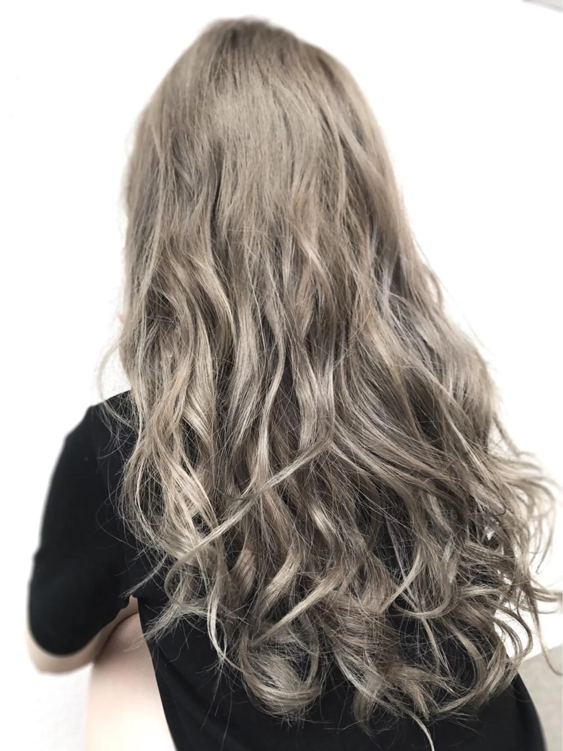 ロング カラー ヘアカラー トリートメント 髪質改善🌟透明感 🌟三塚有紀子のヘアスタイル