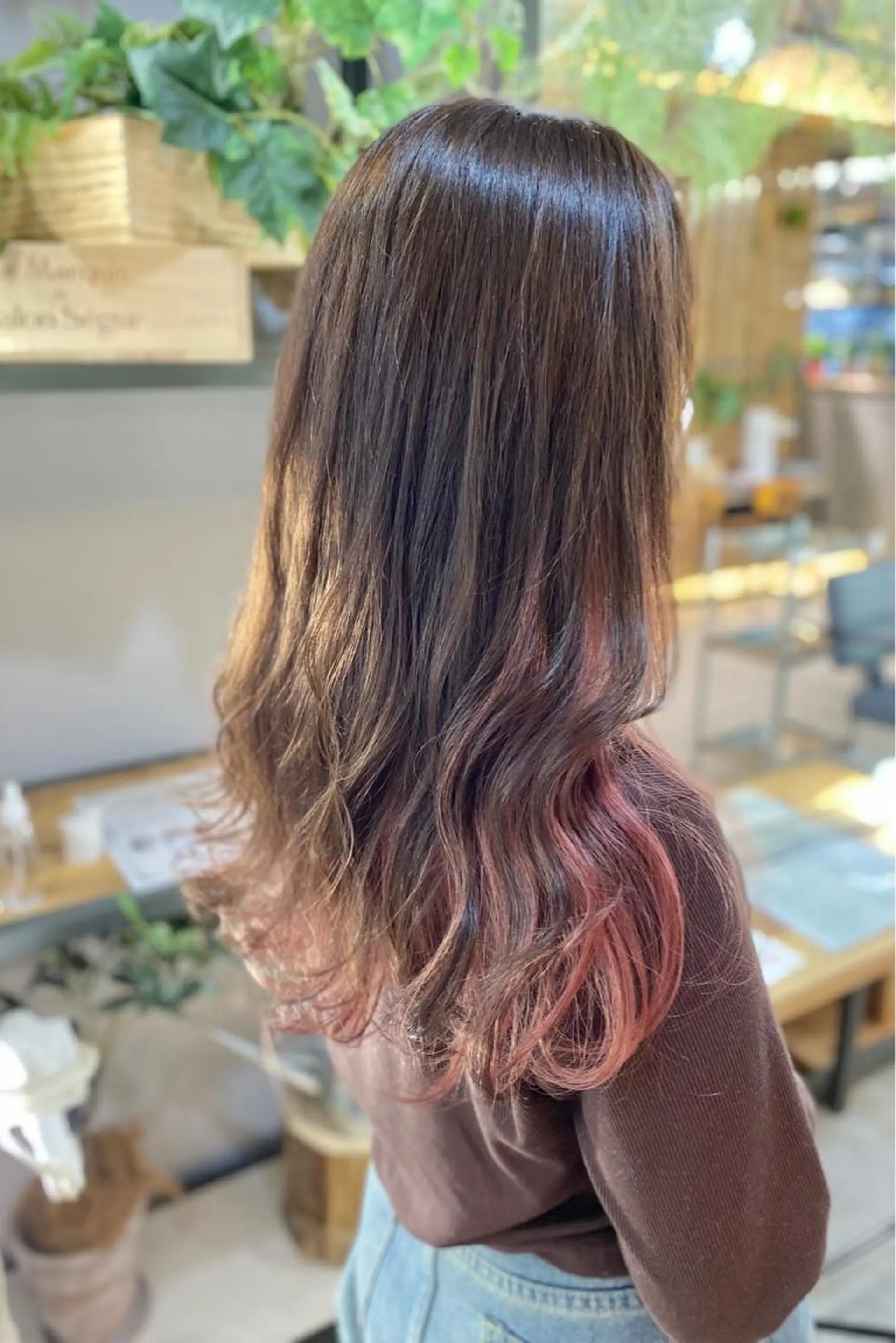 ロング カラー 菊地 紗矢のヘアスタイル