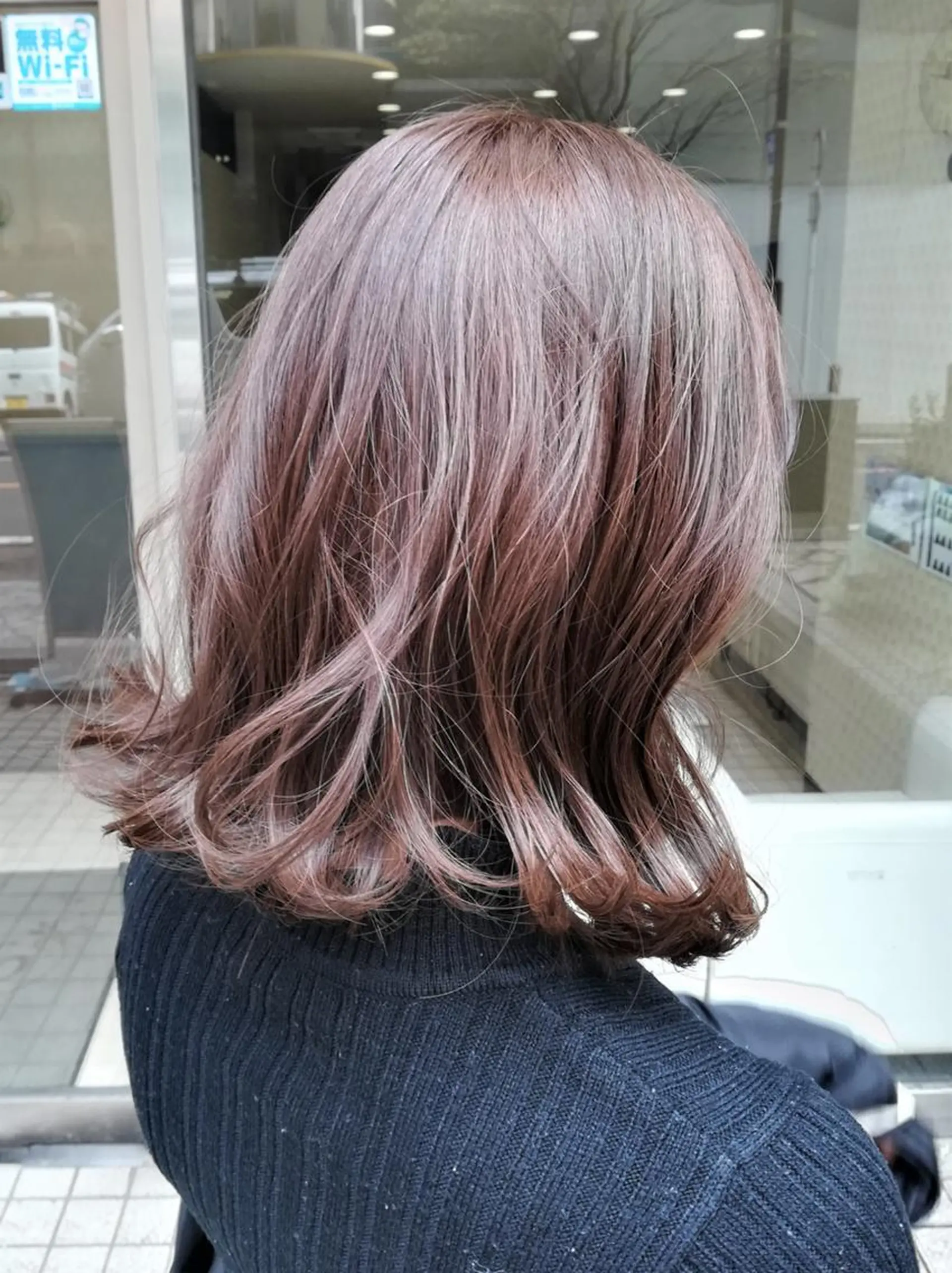 ミディアム カラー グレージュ ラベンダーカラー ヘアカラー トリートメント sato shoheiのヘアスタイル