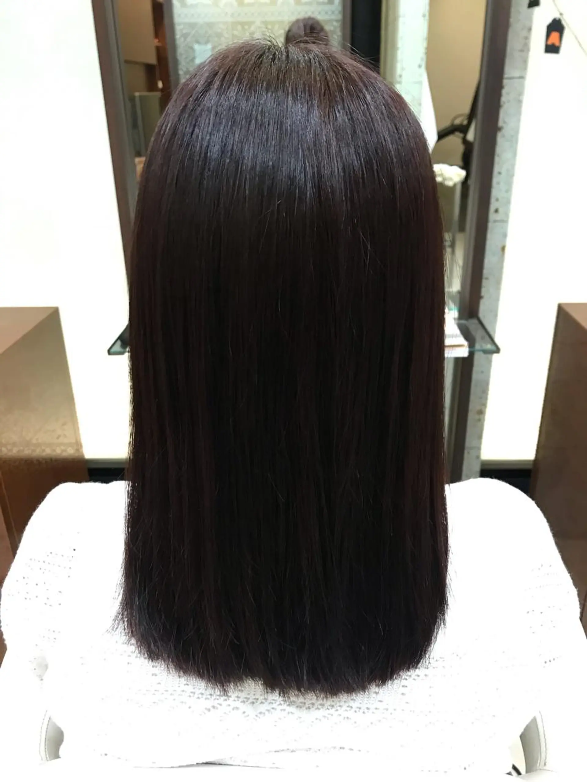 カラー ピンクカラー レッドカラー BRANCHE所属・坂口 優香のヘアスタイル