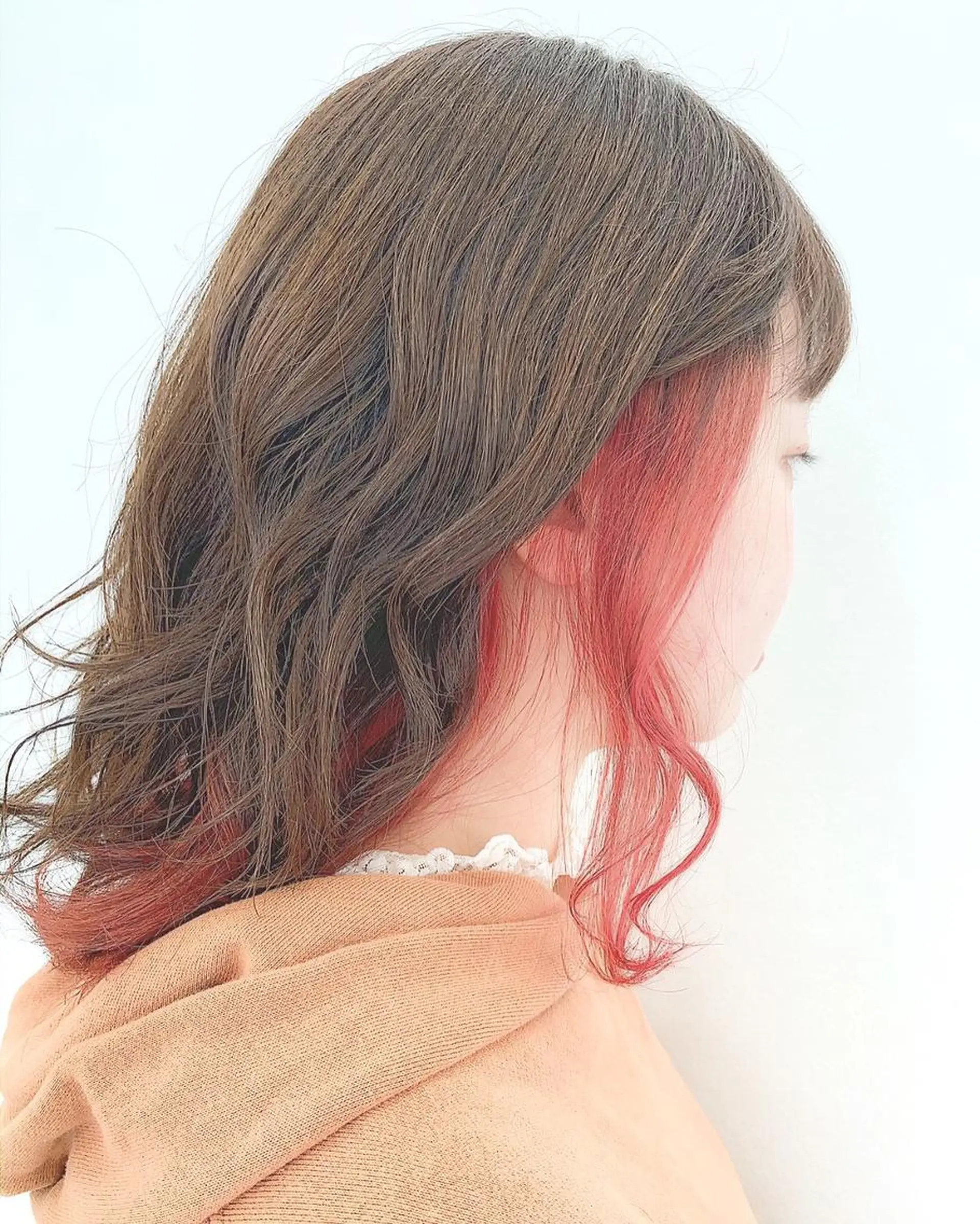 ミディアム カラー レッドカラー カラーサロン ビスカリアのヘアスタイル