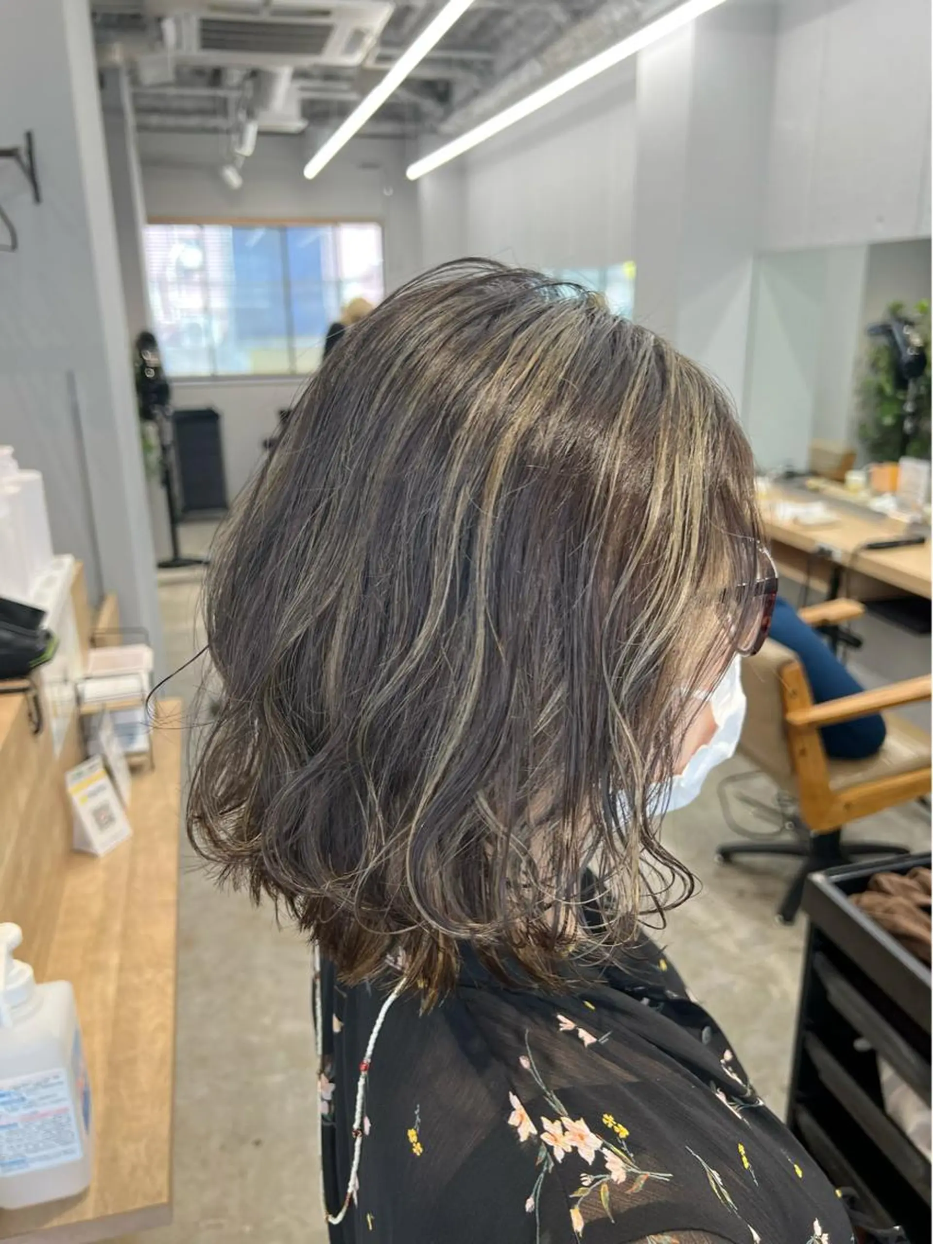 ミディアム カラー ハイライトカラー ハイライト 代表　YUKI ☆のヘアスタイル