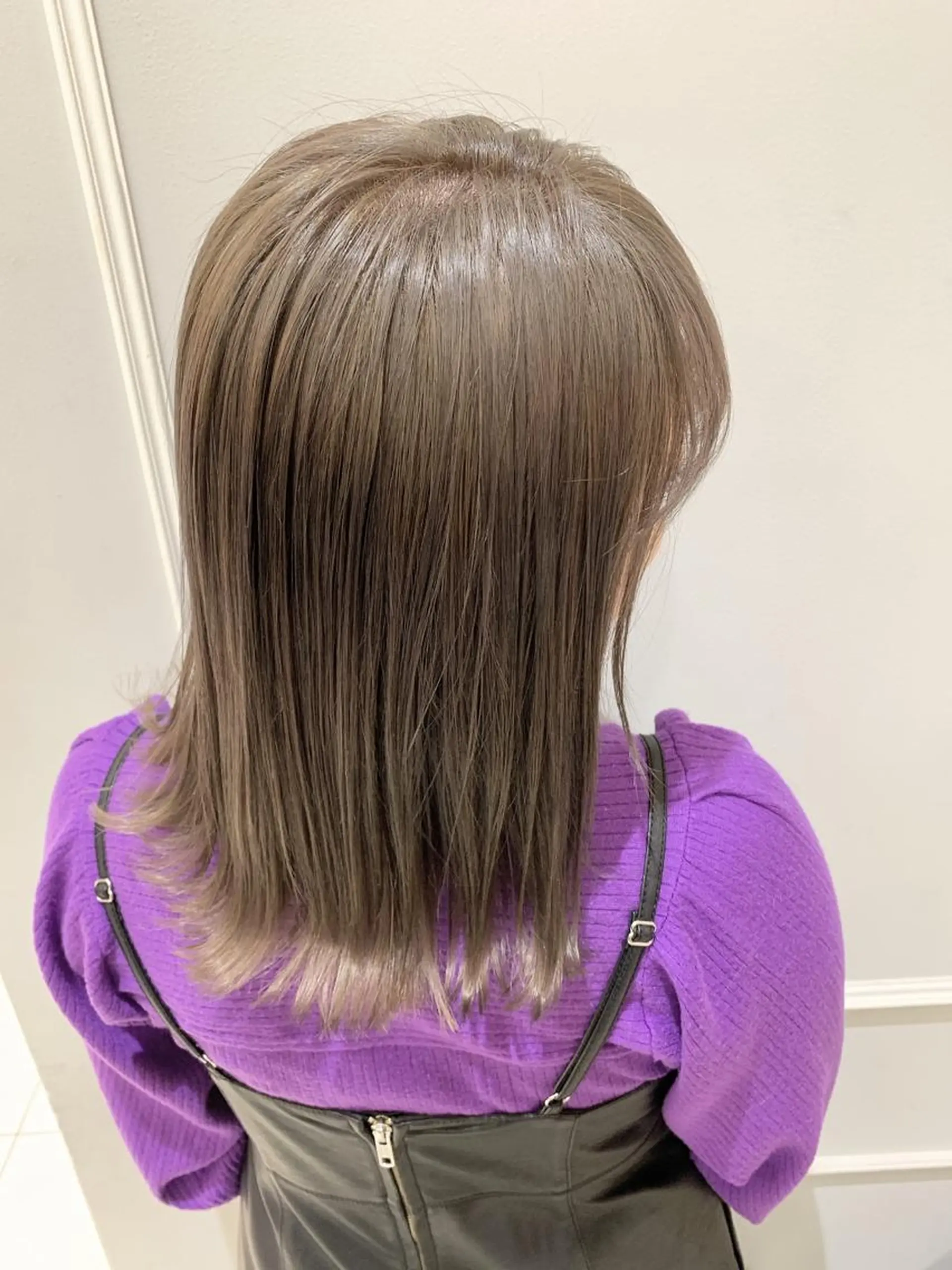 ミディアム カラー グレージュ ヘアカラー トリートメント 🦖鶴岡香純🦖 産休中のヘアスタイル