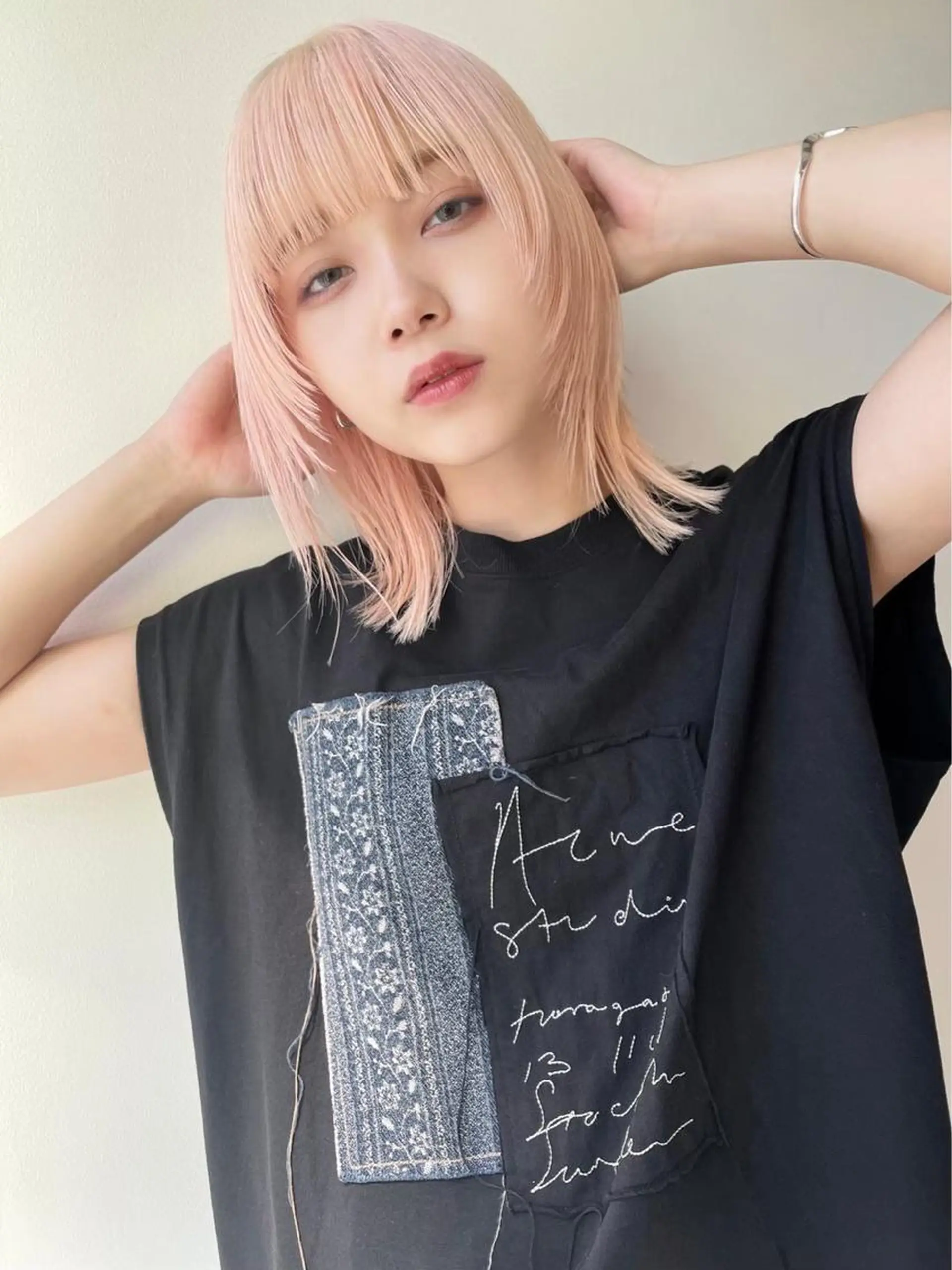 カラー ブリーチ カット トリートメント レイヤーカット ハイトーンウエダのヘアスタイル