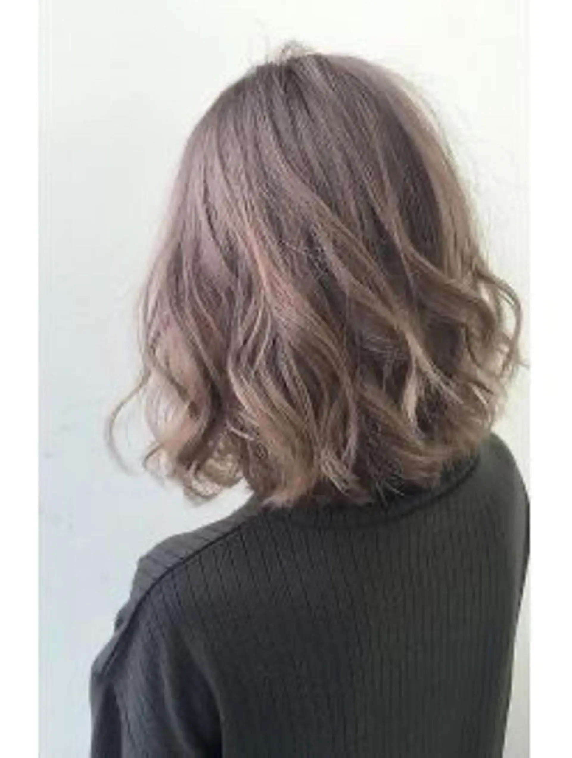 ミディアム カラー カット ヘアカラー トリートメント Helm所属・久次米 智人のヘアスタイル