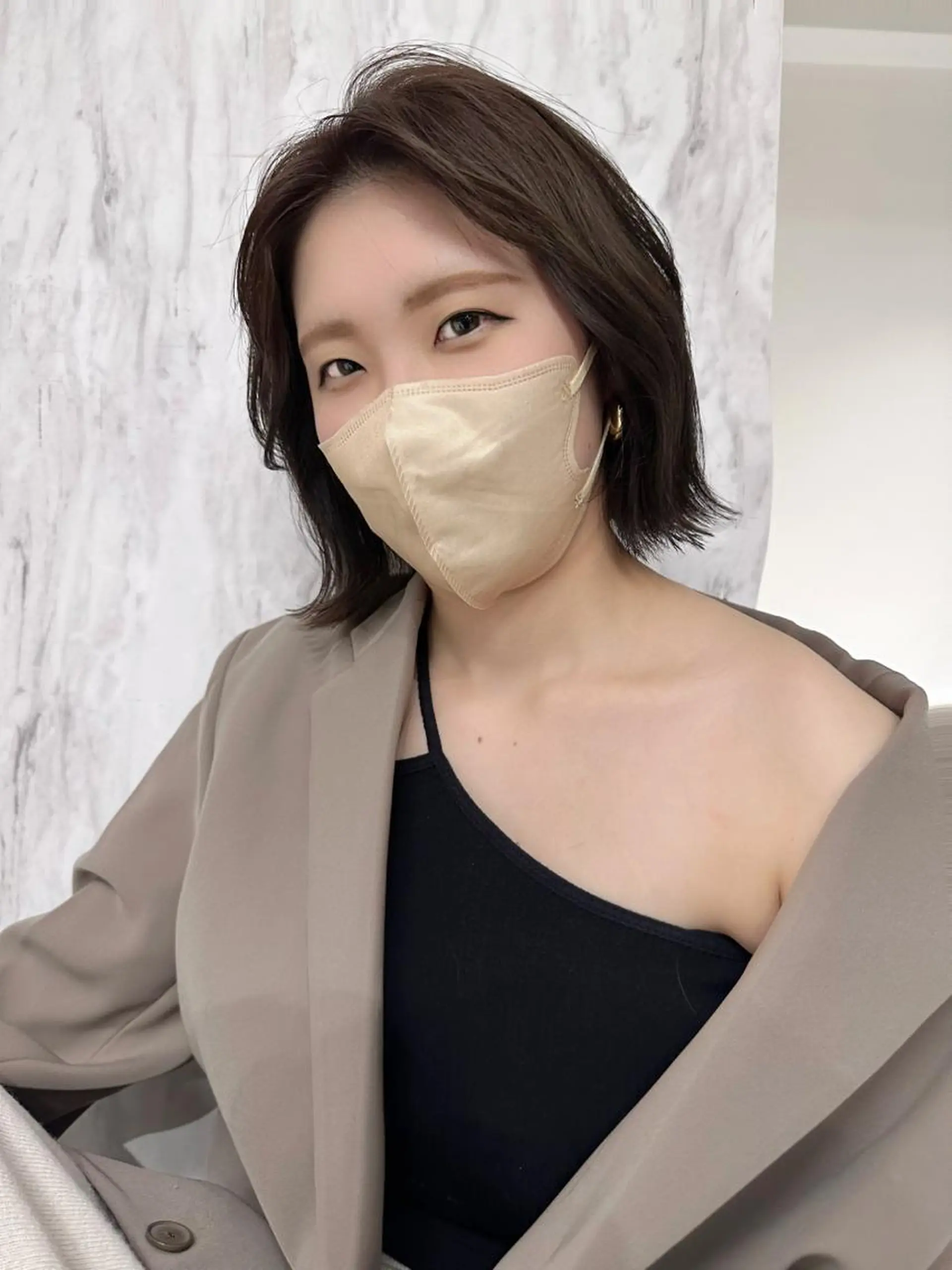 ミディアム カラー ヘアアレンジ 切りっぱなしボブ ベージュカラー ブラウンカラー グレージュ ハイトーンカラー 🌿レイヤー/髪質 改善/🌿JINのヘアスタイル