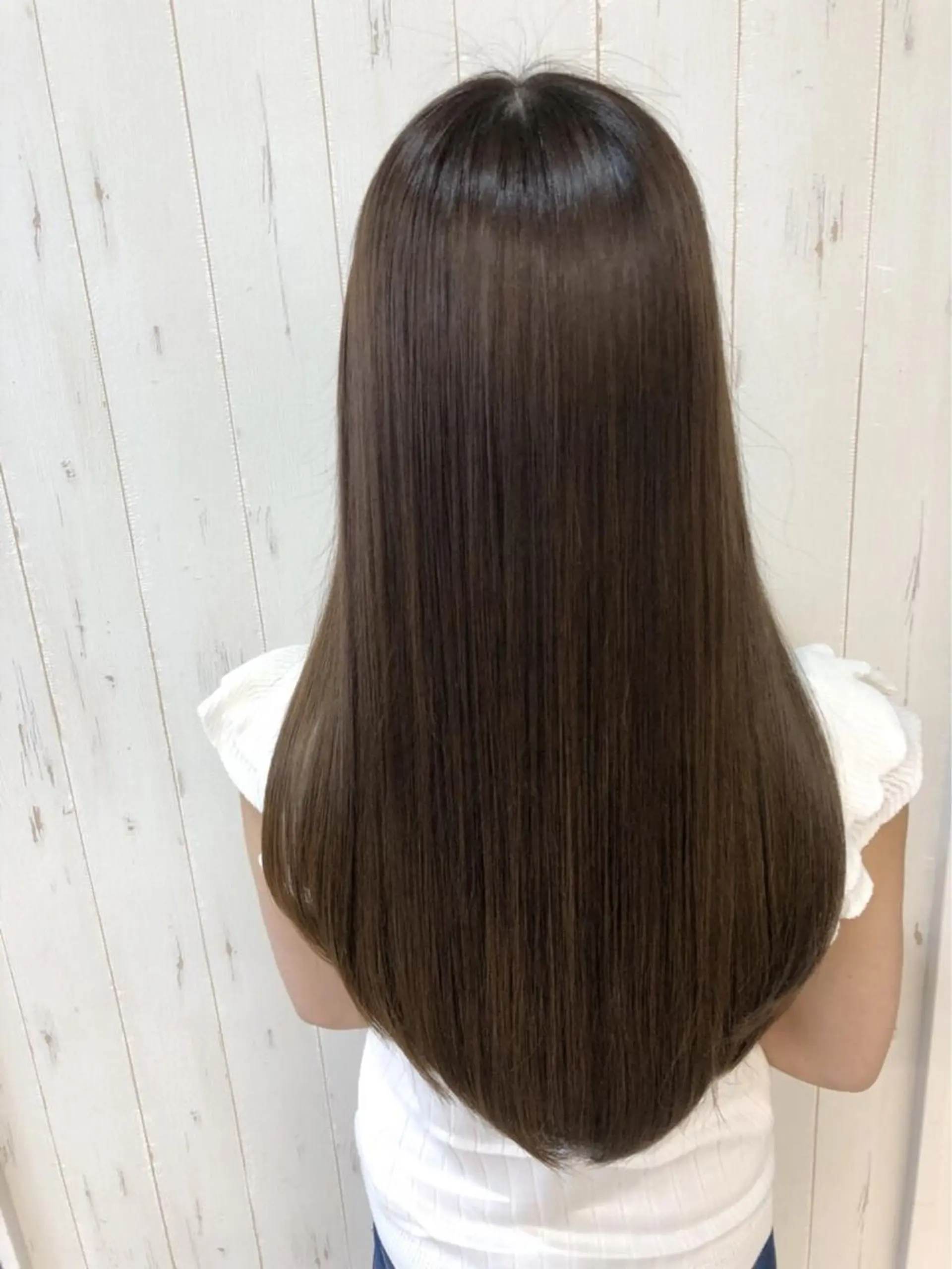 セミロング カット ヘアカラー ヘアセット 💍艶カラー KAREN💍のヘアスタイル