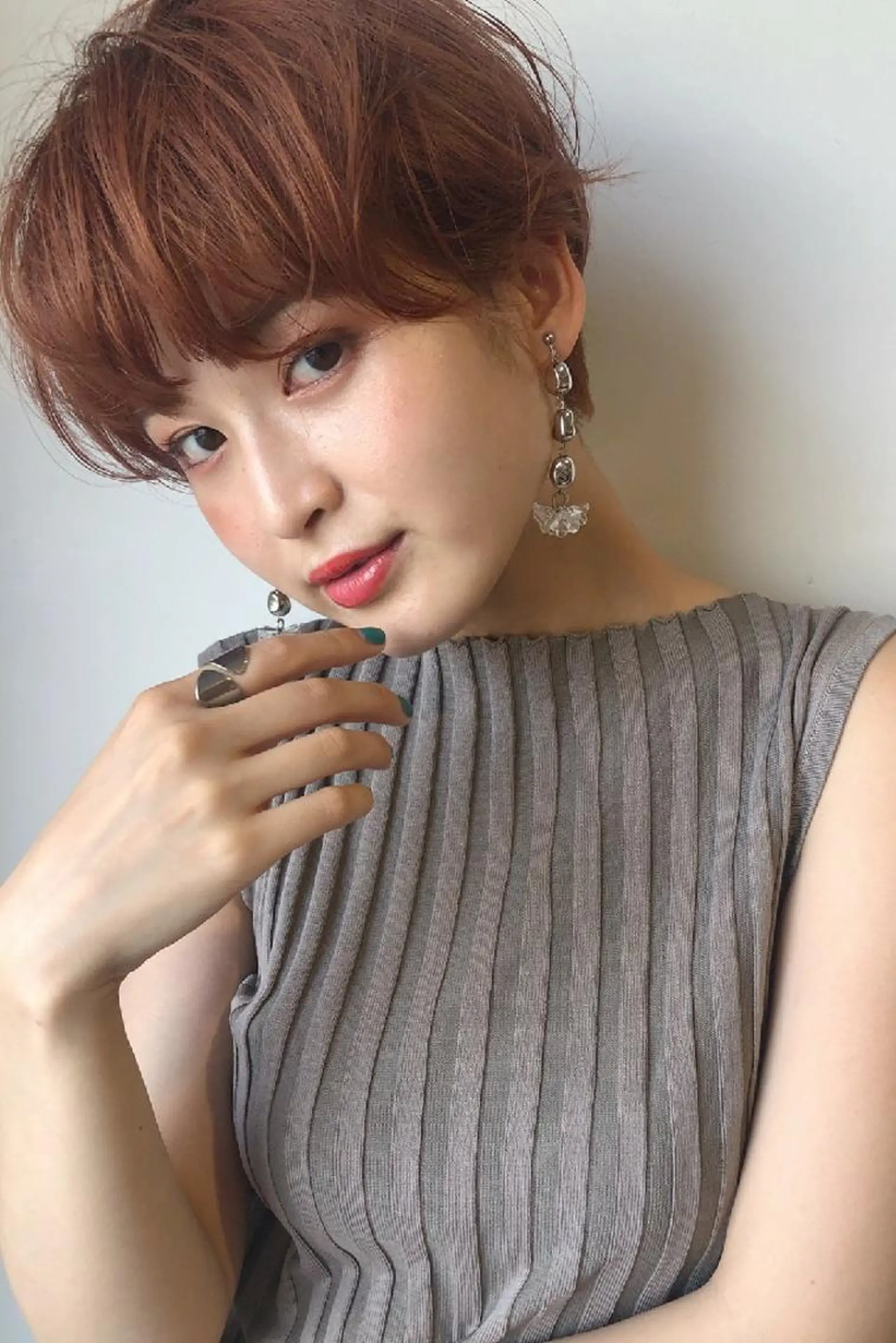 ショート カラー ヘアアレンジ デザイナー Anne アンのヘアスタイル