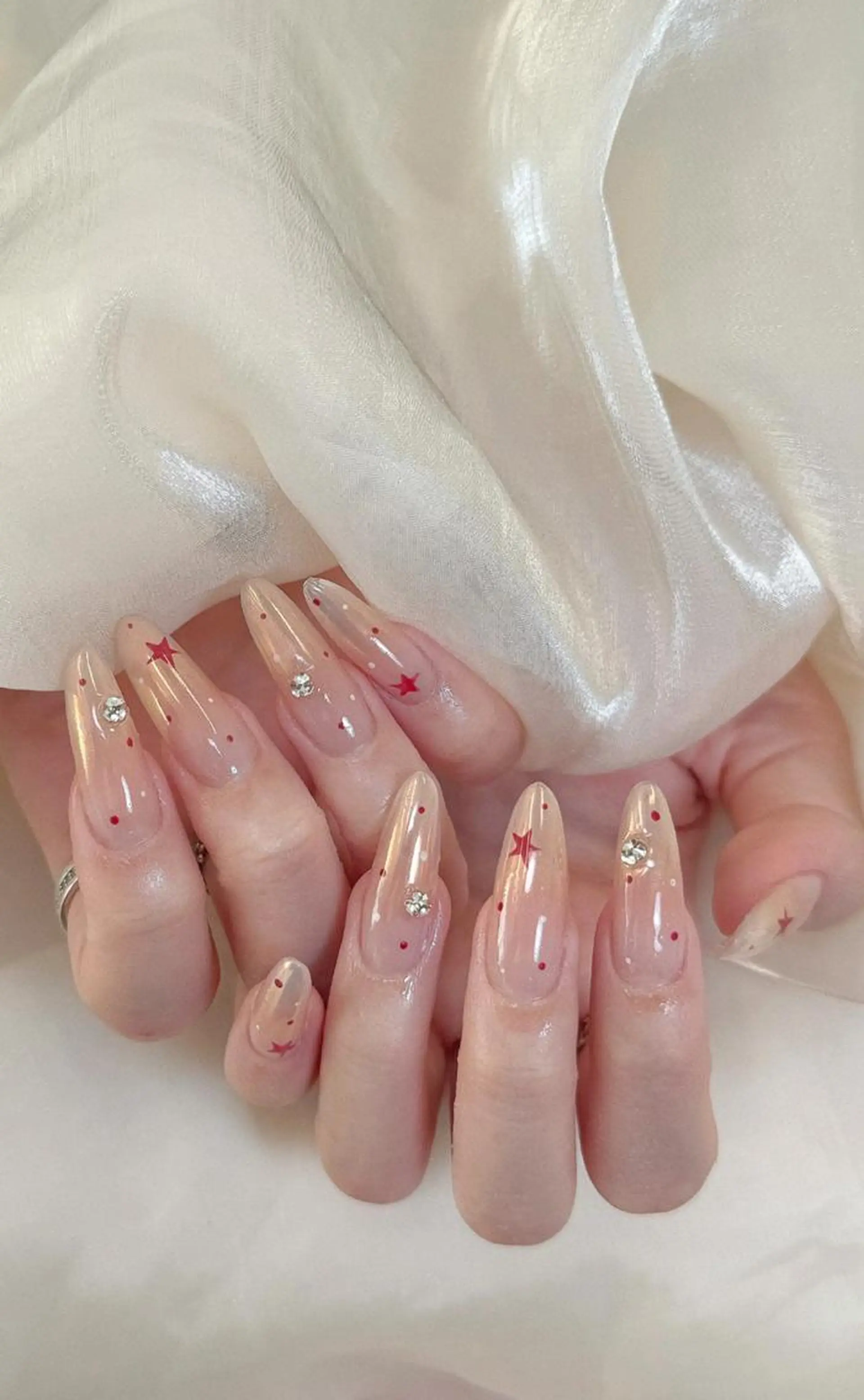 ネイル 長さ出し ネイルチップ ハンドネイル RAFFINE 月🦋🩵のネイルデザイン
