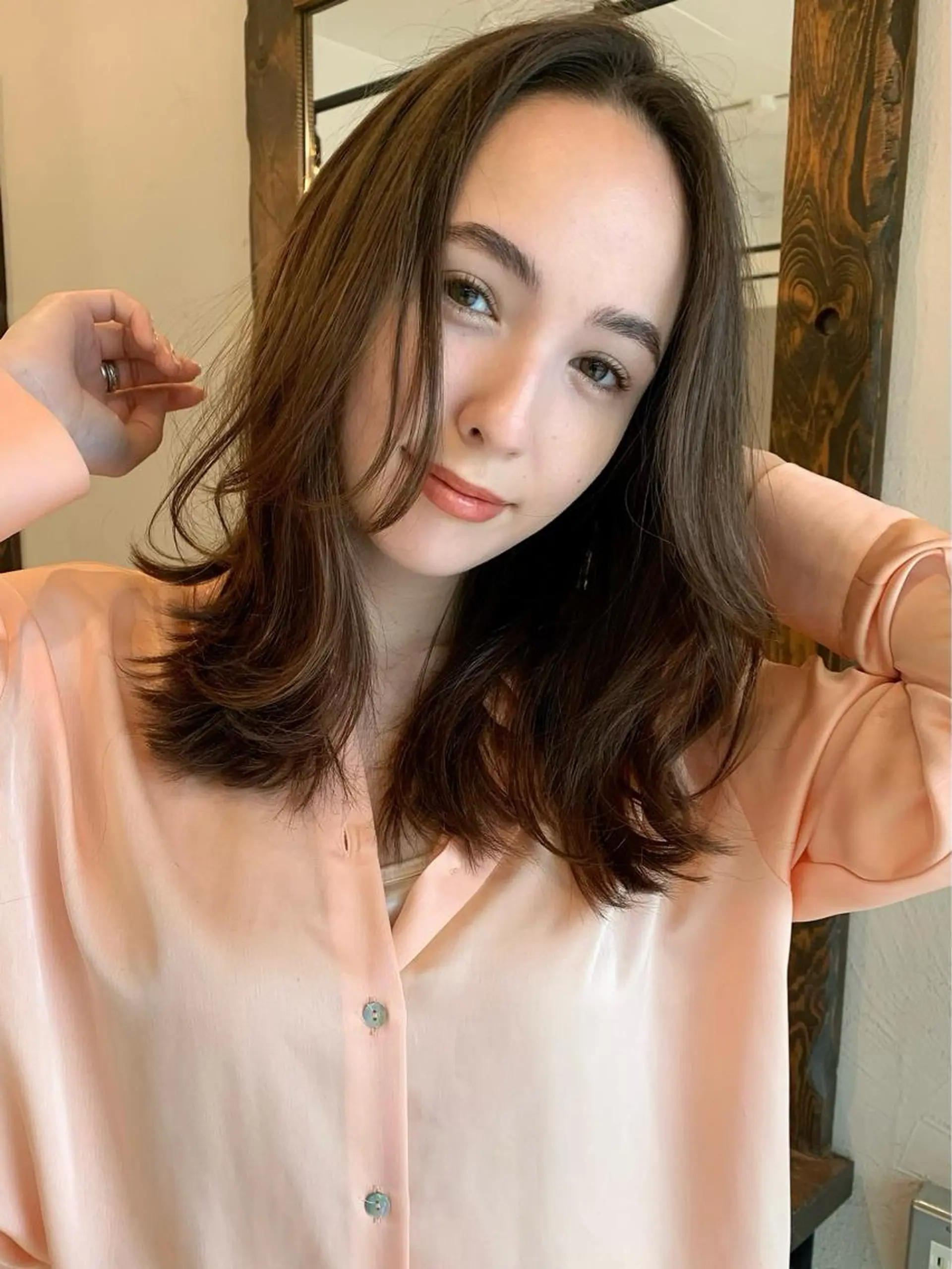 ミディアム カラー パーマ ヘアアレンジ カット ヘアカラー トリートメント ヘッドスパ ヘアセット 透明感/オリーブ/ グレージュ/YUKAのヘアスタイル