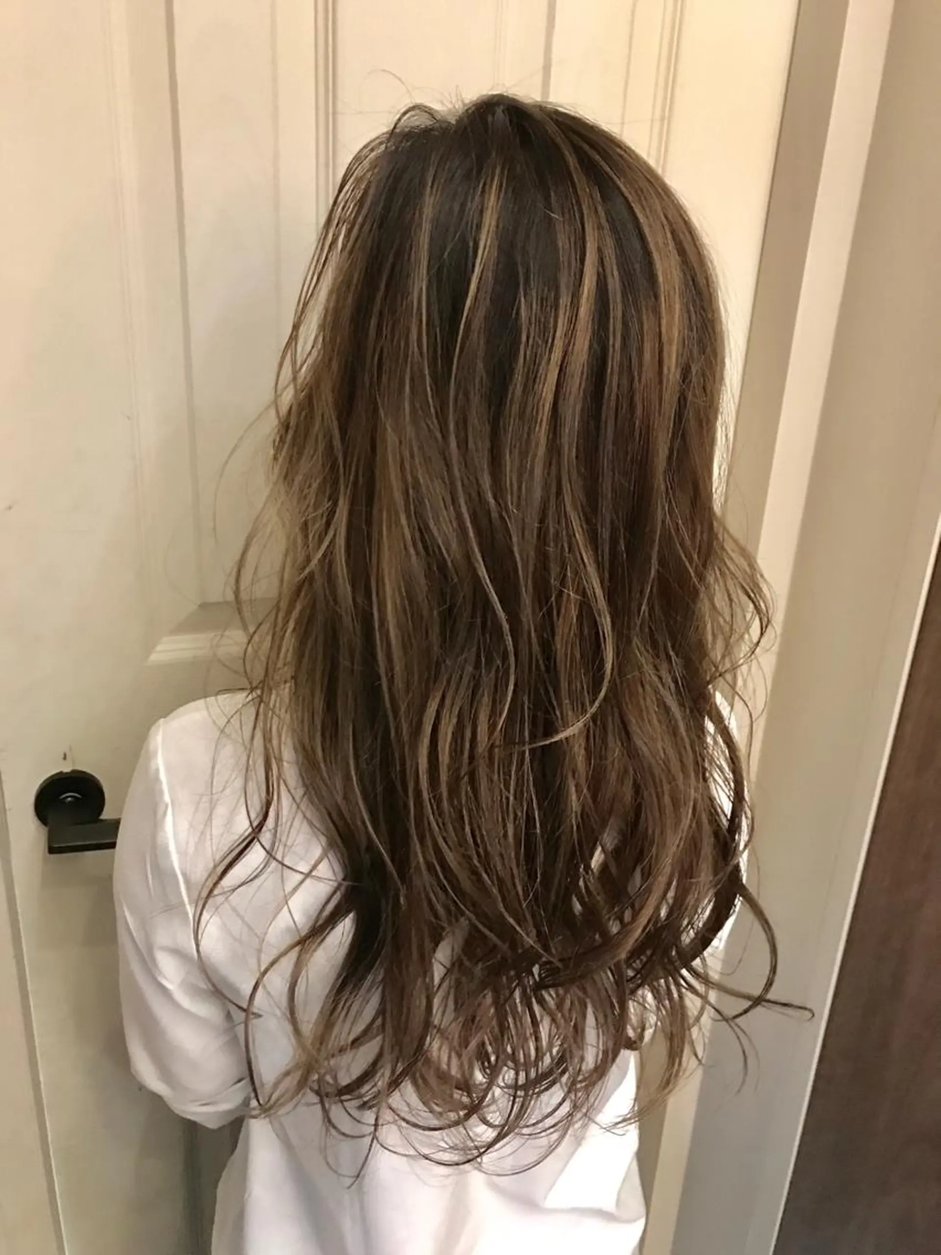 ロング カラー ハイライトカラー ハイライト 神野 雅樹のヘアスタイル
