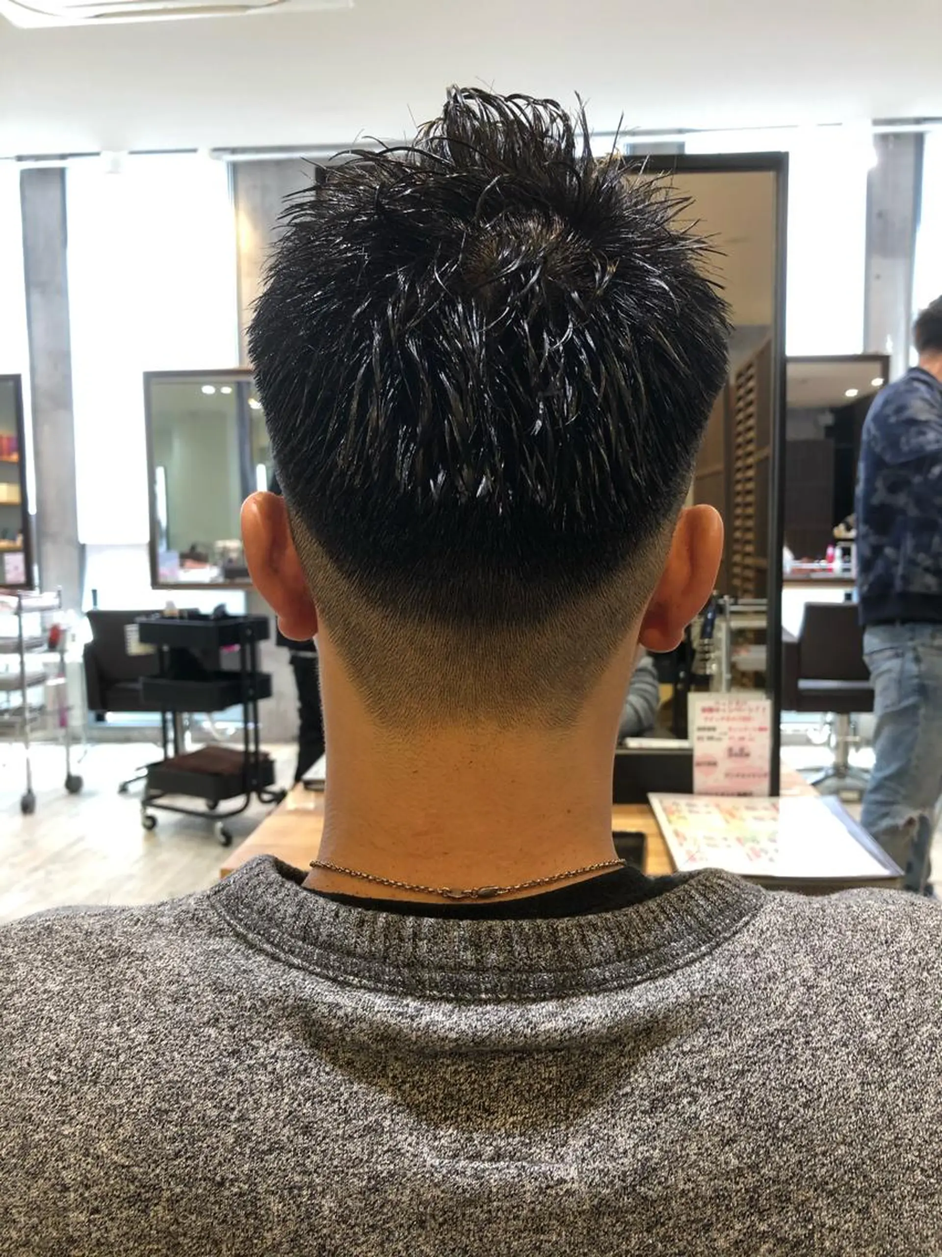 ショート カラー パーマ ヘアアレンジ メンズ キッズ ネイル マツエク・マツパ カット MODEK's西宮店 マネージャー神道有基のヘアスタイル