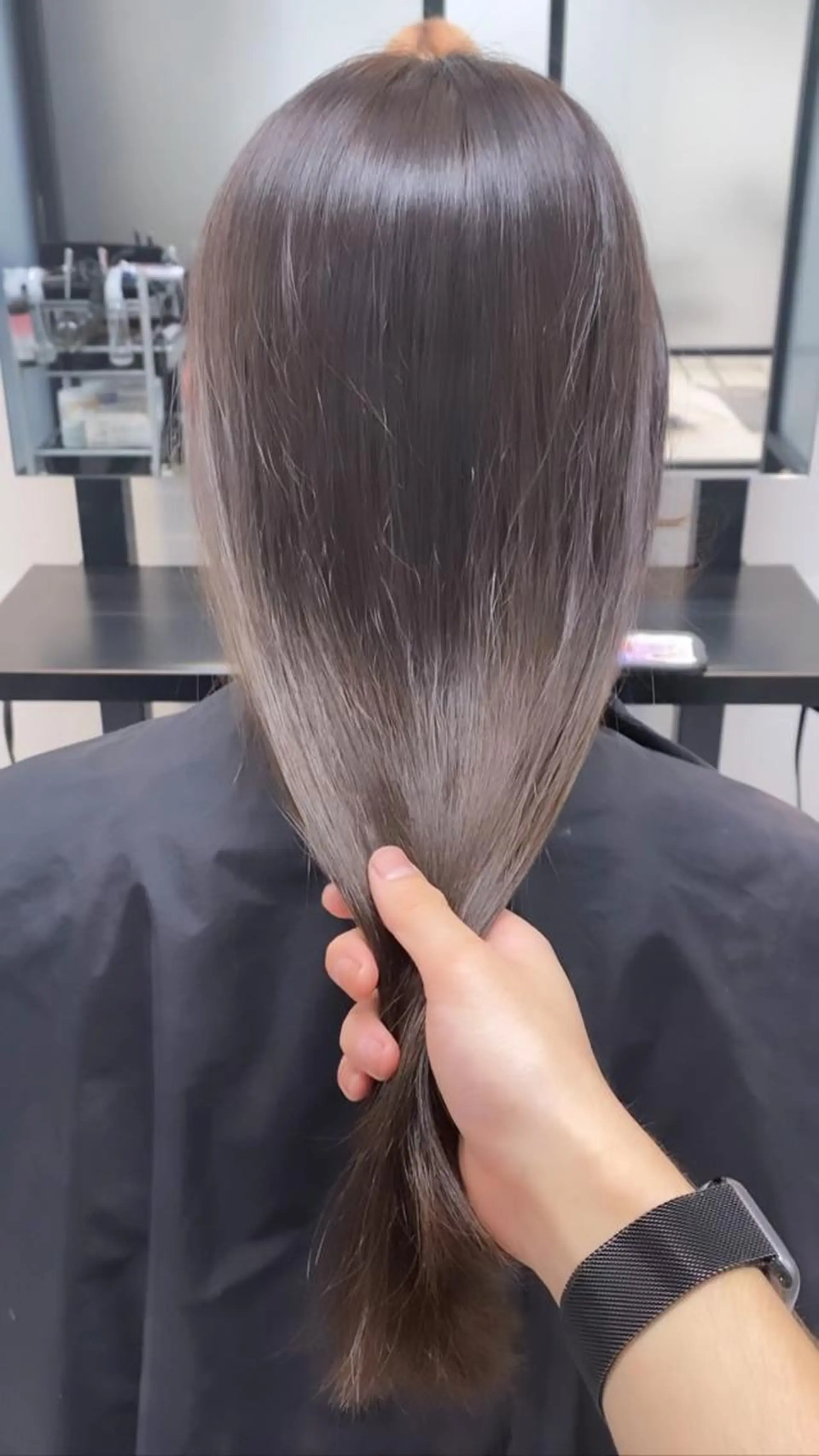 カラー THESALONS所属・🤍ブリーチカラー /寄田龍樹🤍のヘアスタイル