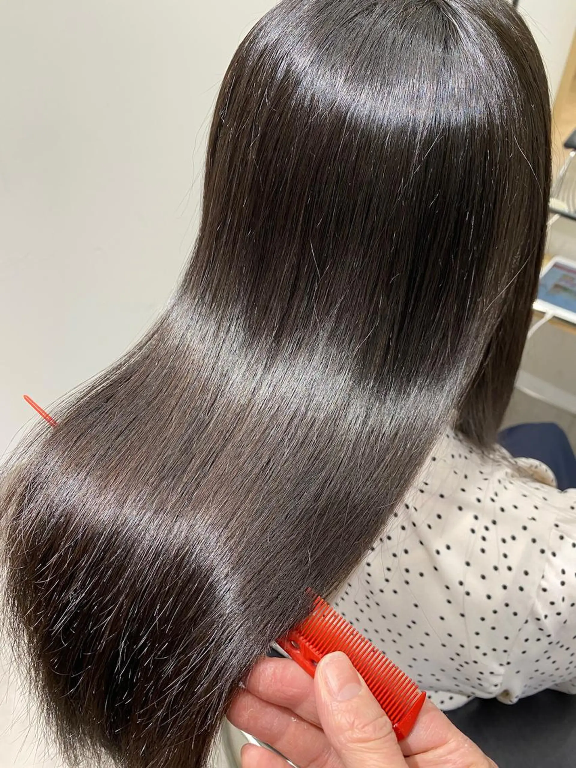 セミロング パーマ ヘアカラー トリートメント ヘッドスパ 髪質改善・育髪サロンABELIA所属・大西 敦之のヘアスタイル