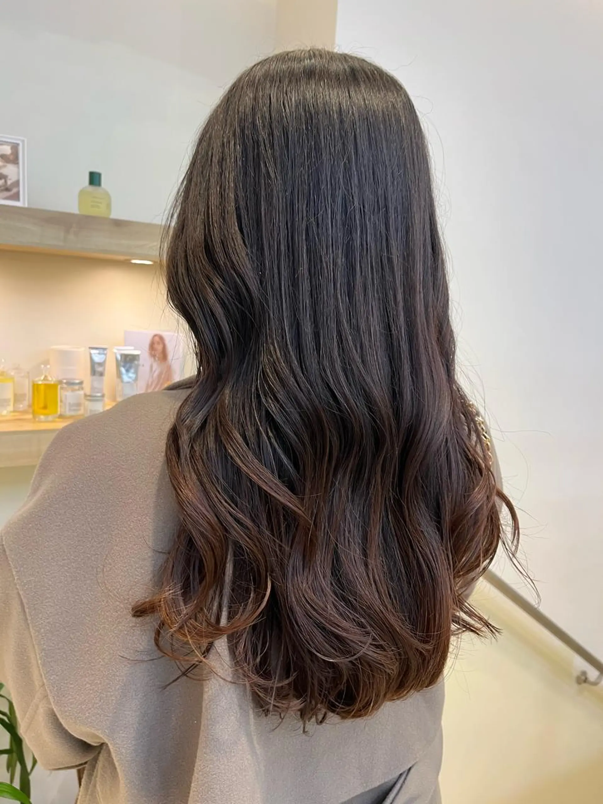 ロング カット トリートメント コテ巻き風パーマ🫧 麻尋のヘアスタイル