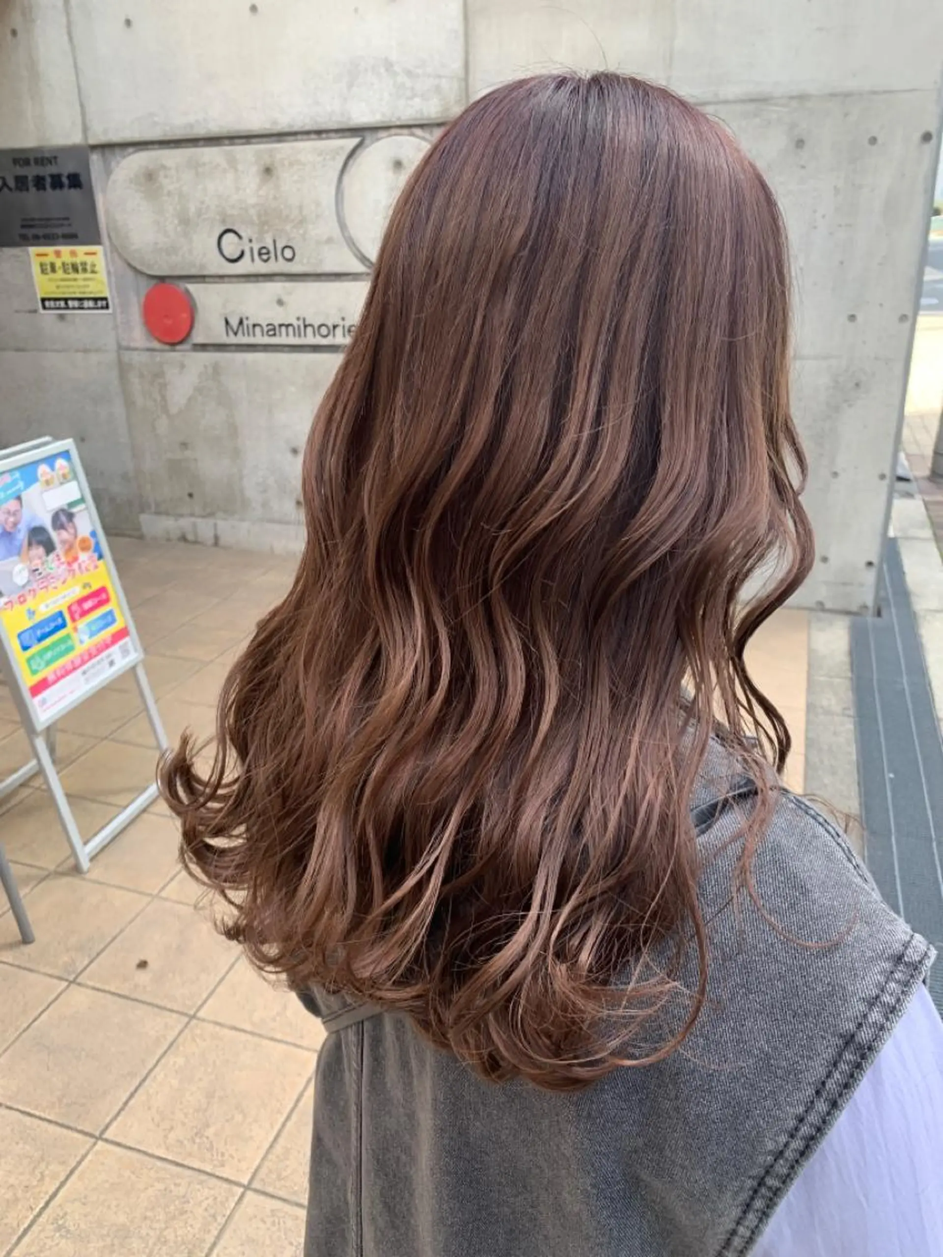 ロング カラー ヘアアレンジ キッズ ショートボブ バレイヤージュ ブリーチ ケアブリーチ 透明感カラー 🌈難波🌈ベージュ カラー【ヒロム】のヘアスタイル