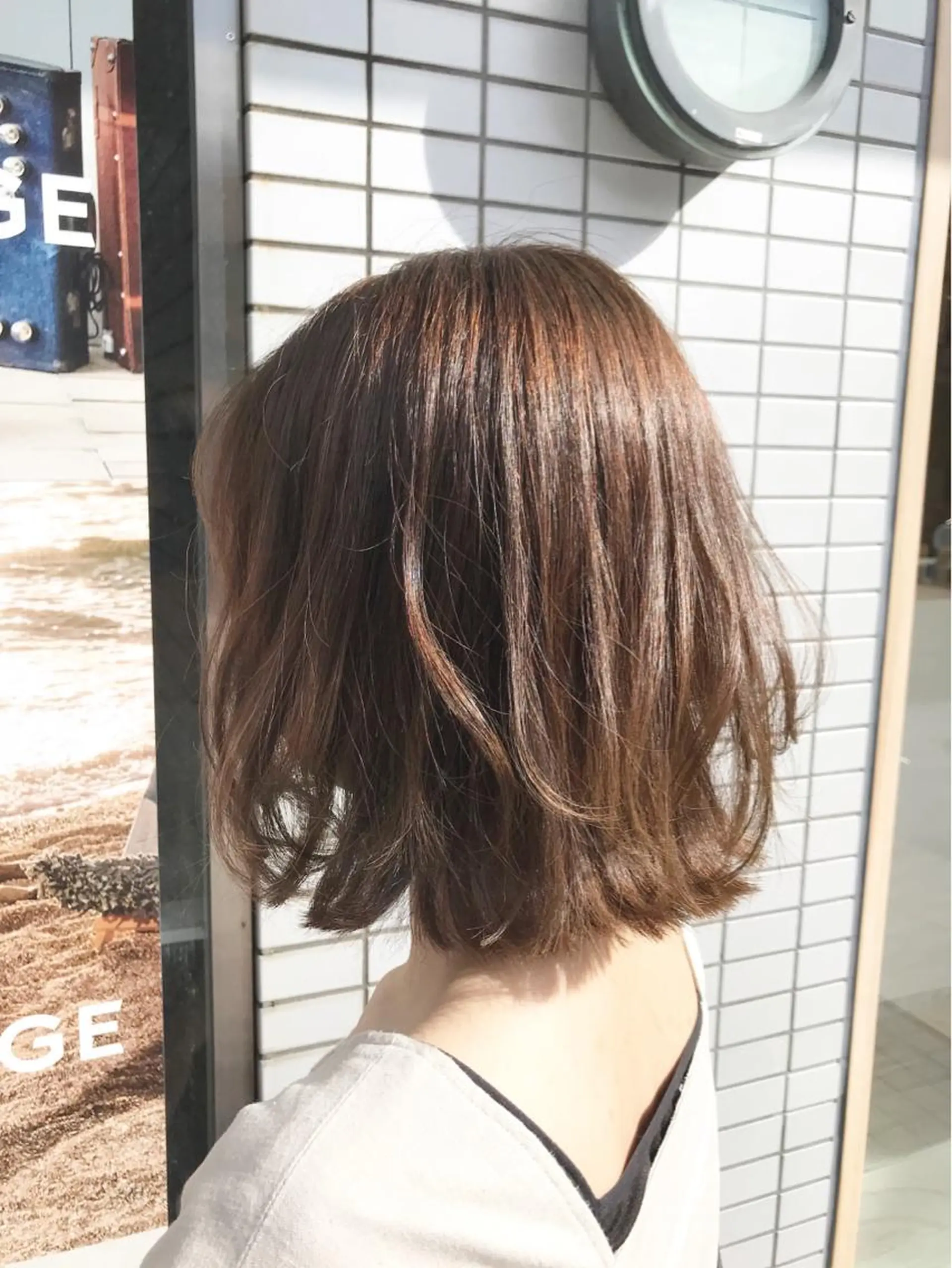ショート カラー BEBE所属・ブリーチなし 透明感カラーKANAのヘアスタイル