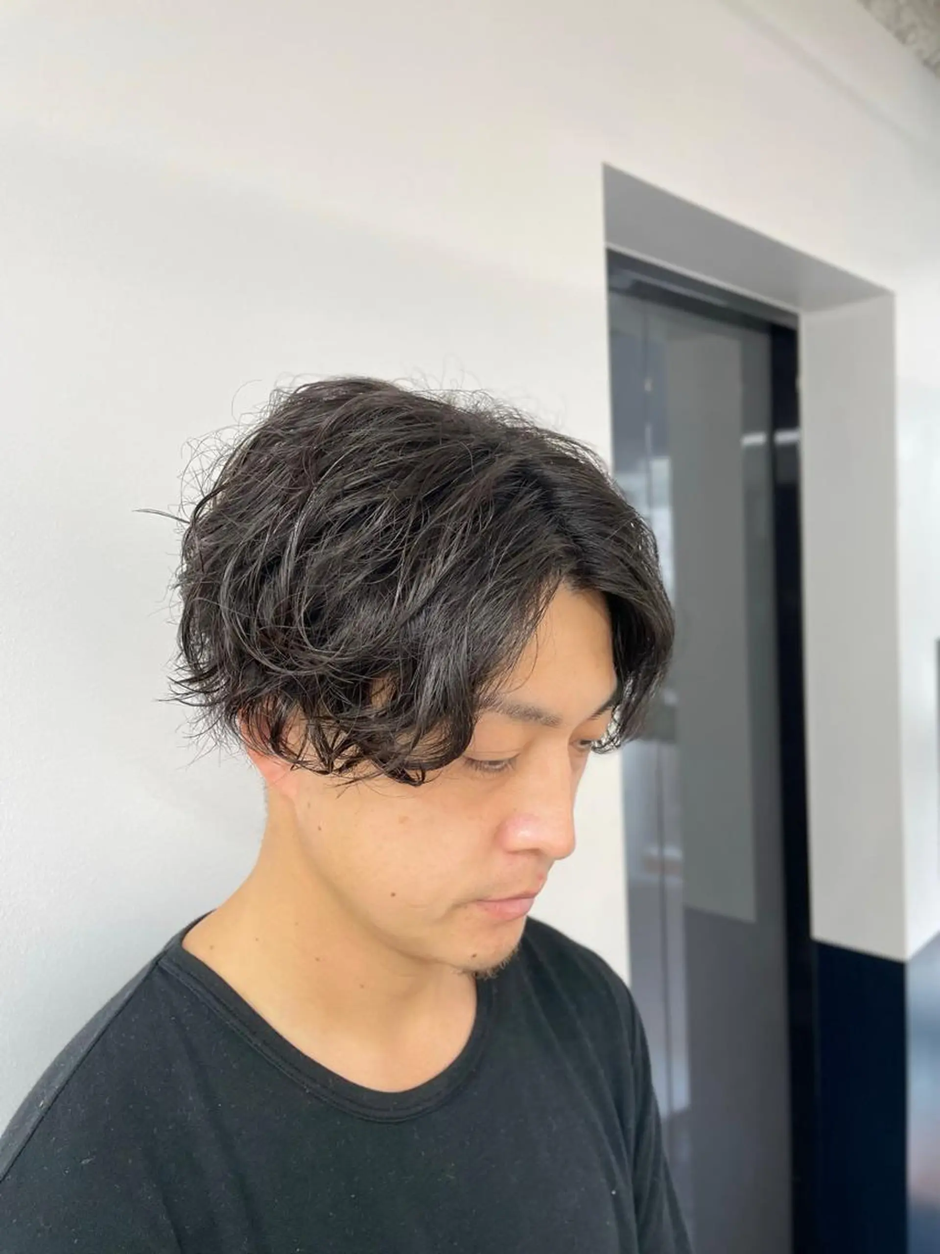 ミディアム パーマ メンズ ミディアムパーマ メンズパーマ スパイラルパーマ カット パーマ 銀座メンズカット/ 銀座メンズパーマ/のヘアスタイル