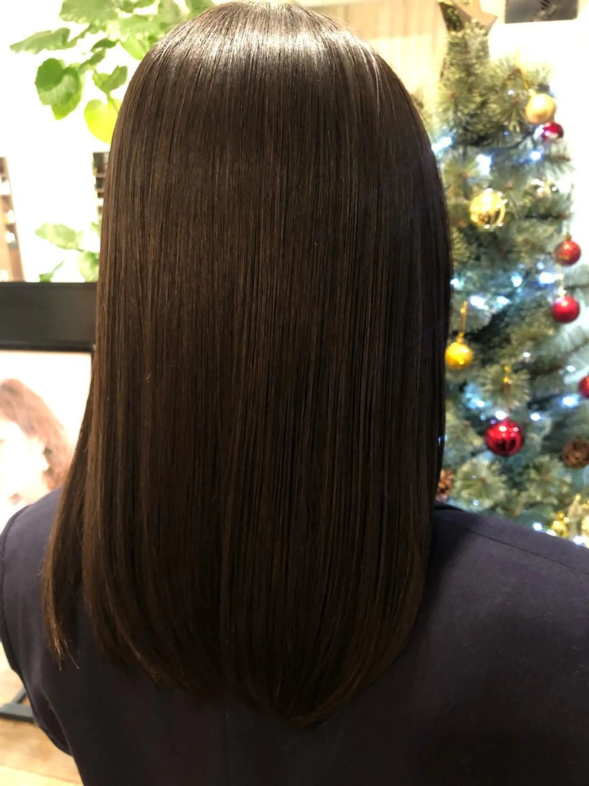 セミロング 縮毛矯正 トリートメント 山崎 和花のヘアスタイル