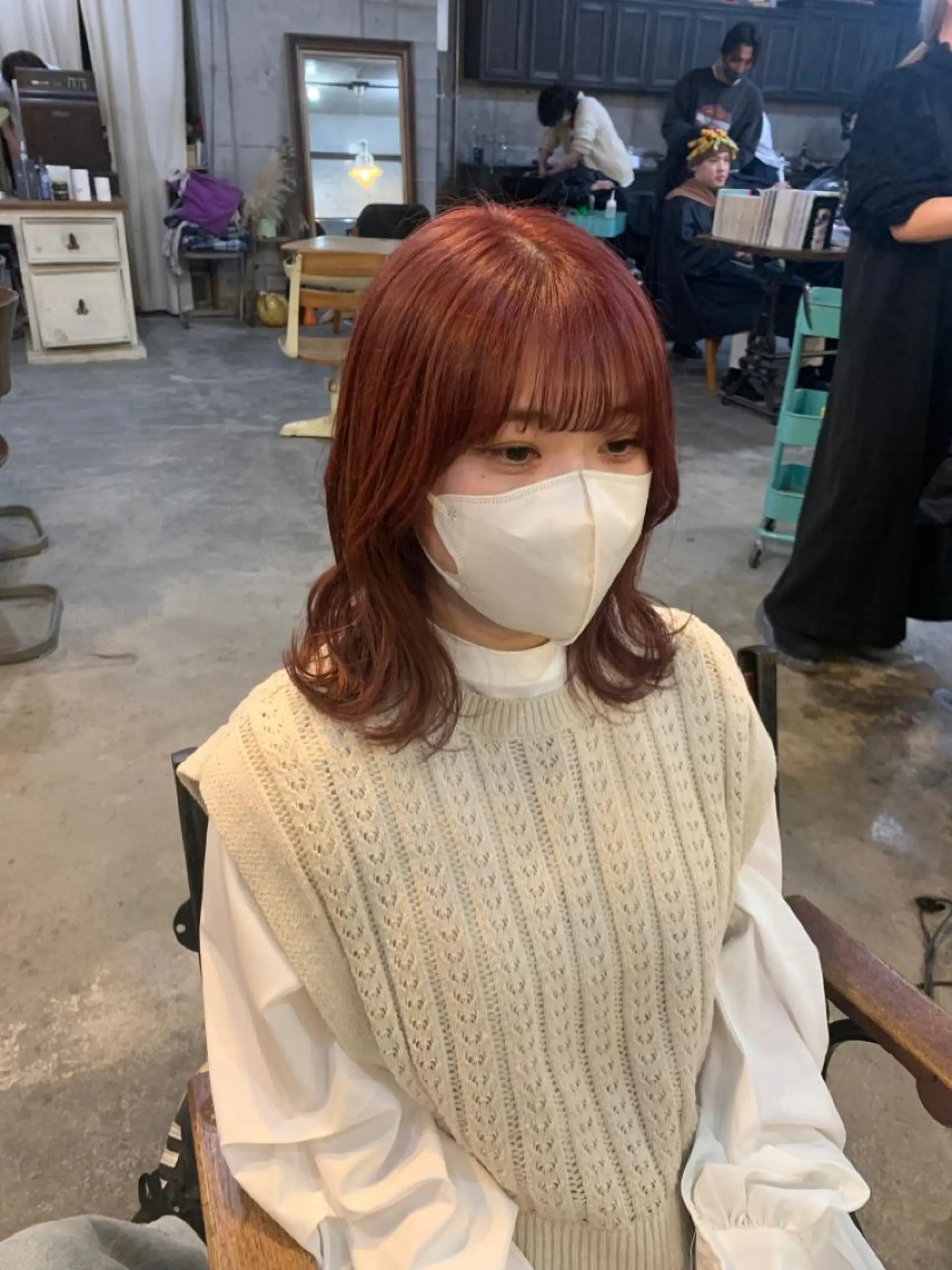 ミディアム カラー ヘアアレンジ メンズ キッズ ショートボブ ミディアムパーマ メンズバレイヤージュ メンズブリーチ メンズハイライト ヘアカラー 🌈難波🌈ベージュ カラー【ヒロム】のヘアスタイル