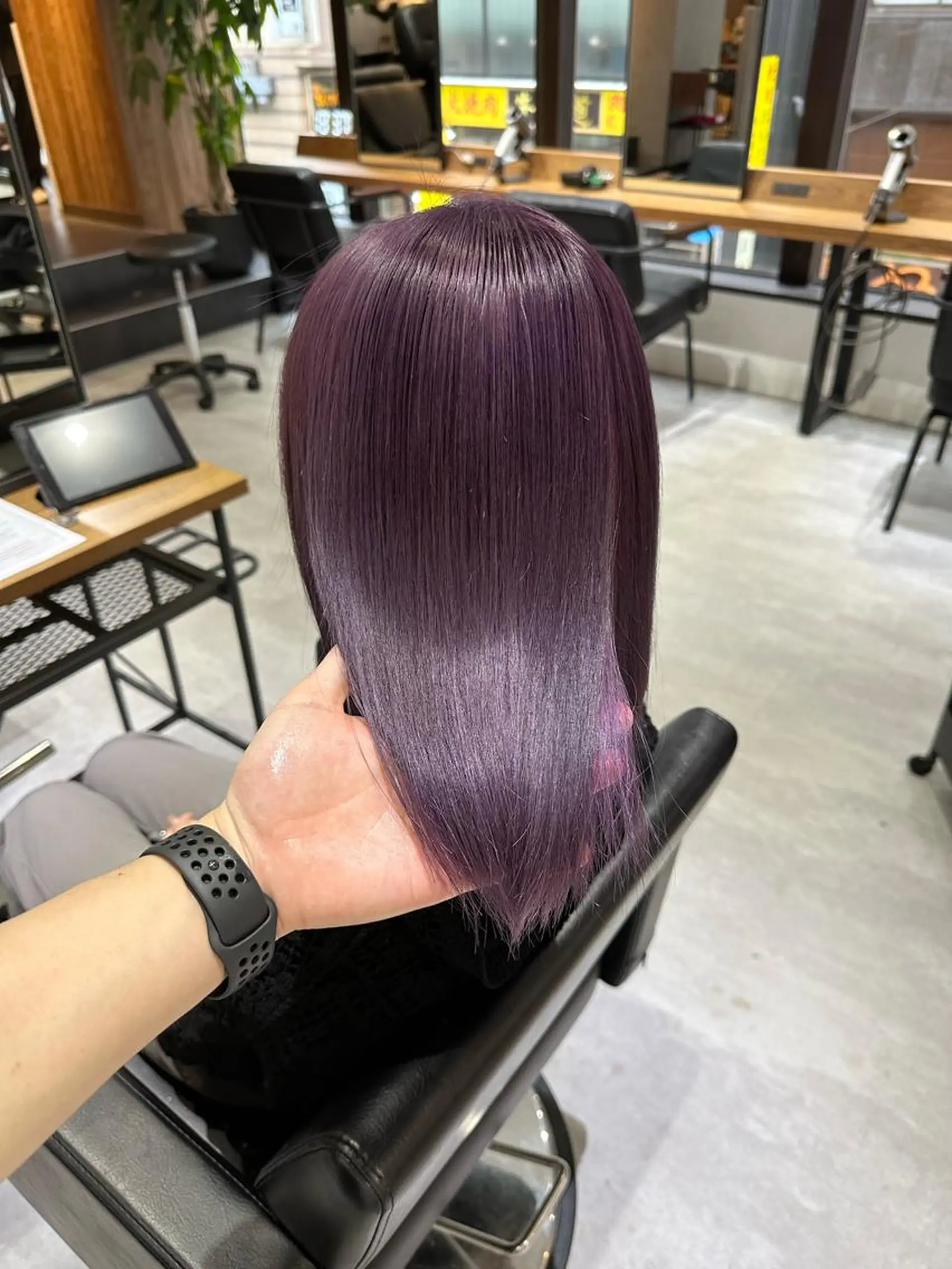 セミロング カラー ブルーカラー ブルーバイオレット ダブルカラー ハイトーンカラー バイオレットカラー 池袋🧡ダブルカラー /馴染ませエクステのヘアスタイル