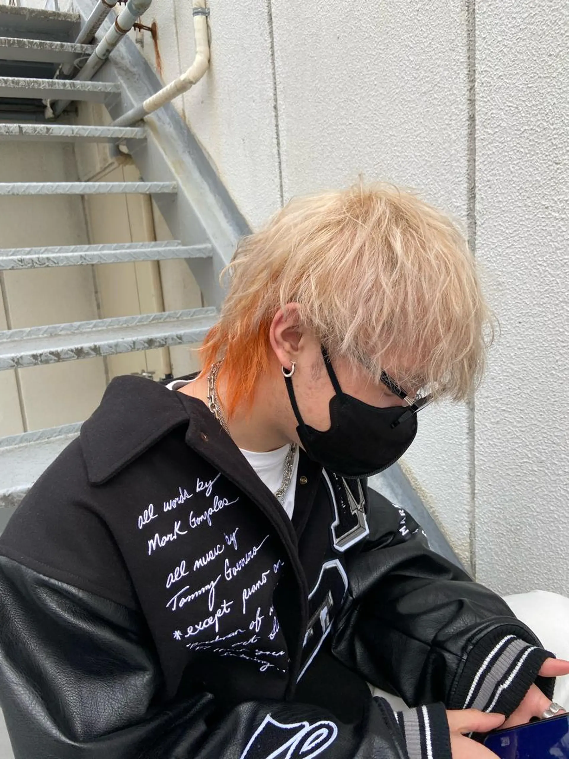 ミディアム カラー メンズ メンズハイトーン ハイトーンカラー ヘアカラー トリートメント ミルボンAujua認定サロン Ria  OSAKA 梅田所属・メンズ、エクステ特化 Ryuのヘアスタイル