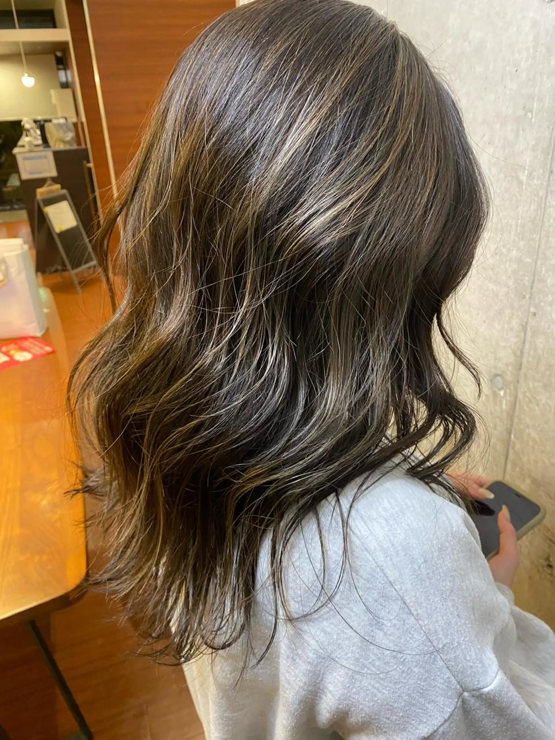 セミロング eNN「エン」所属・武田 昇竜のヘアスタイル