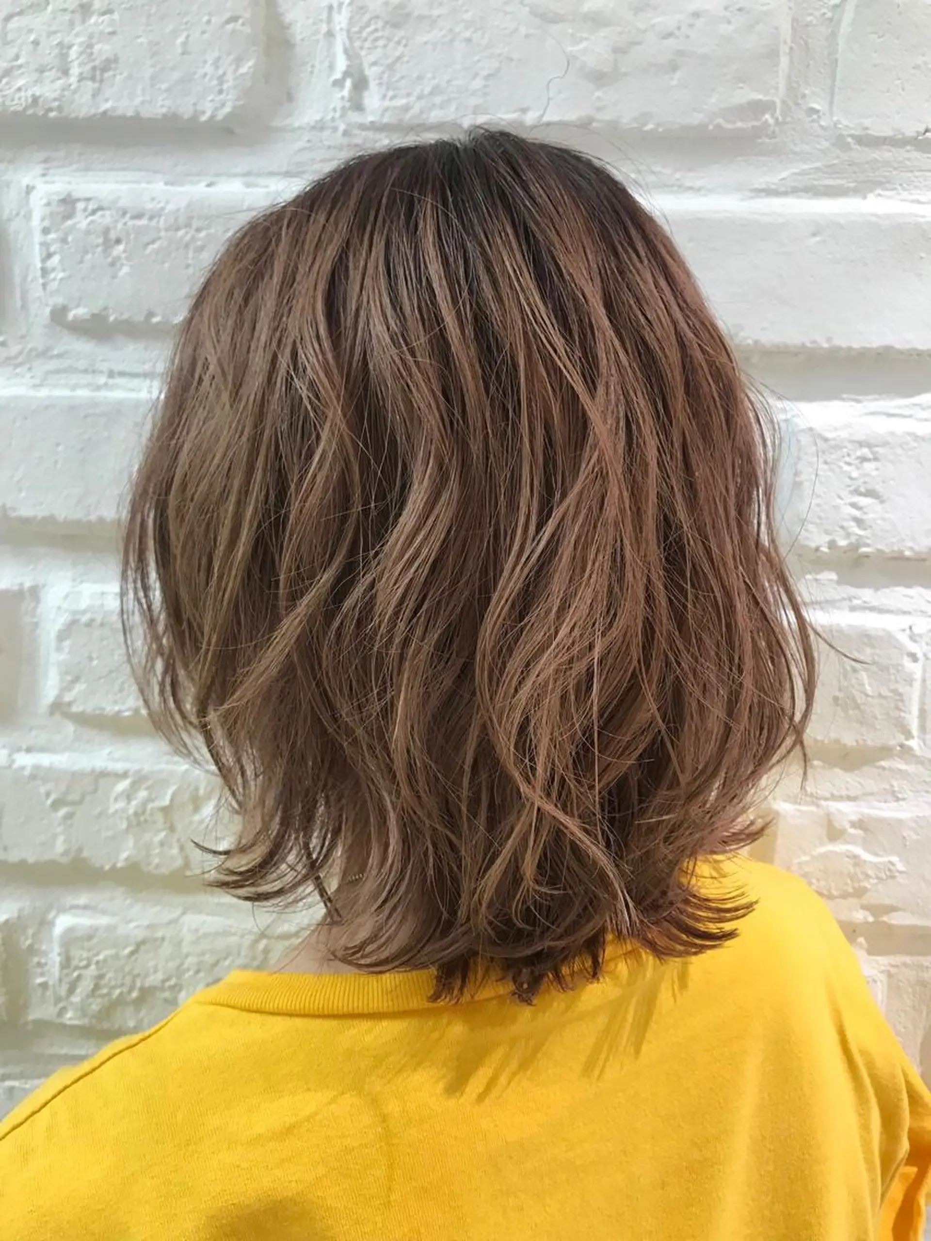 ミディアム カラー ベージュカラー ブリーチ イルミナカラー 【暖色カラー特化】 中山由梨のヘアスタイル