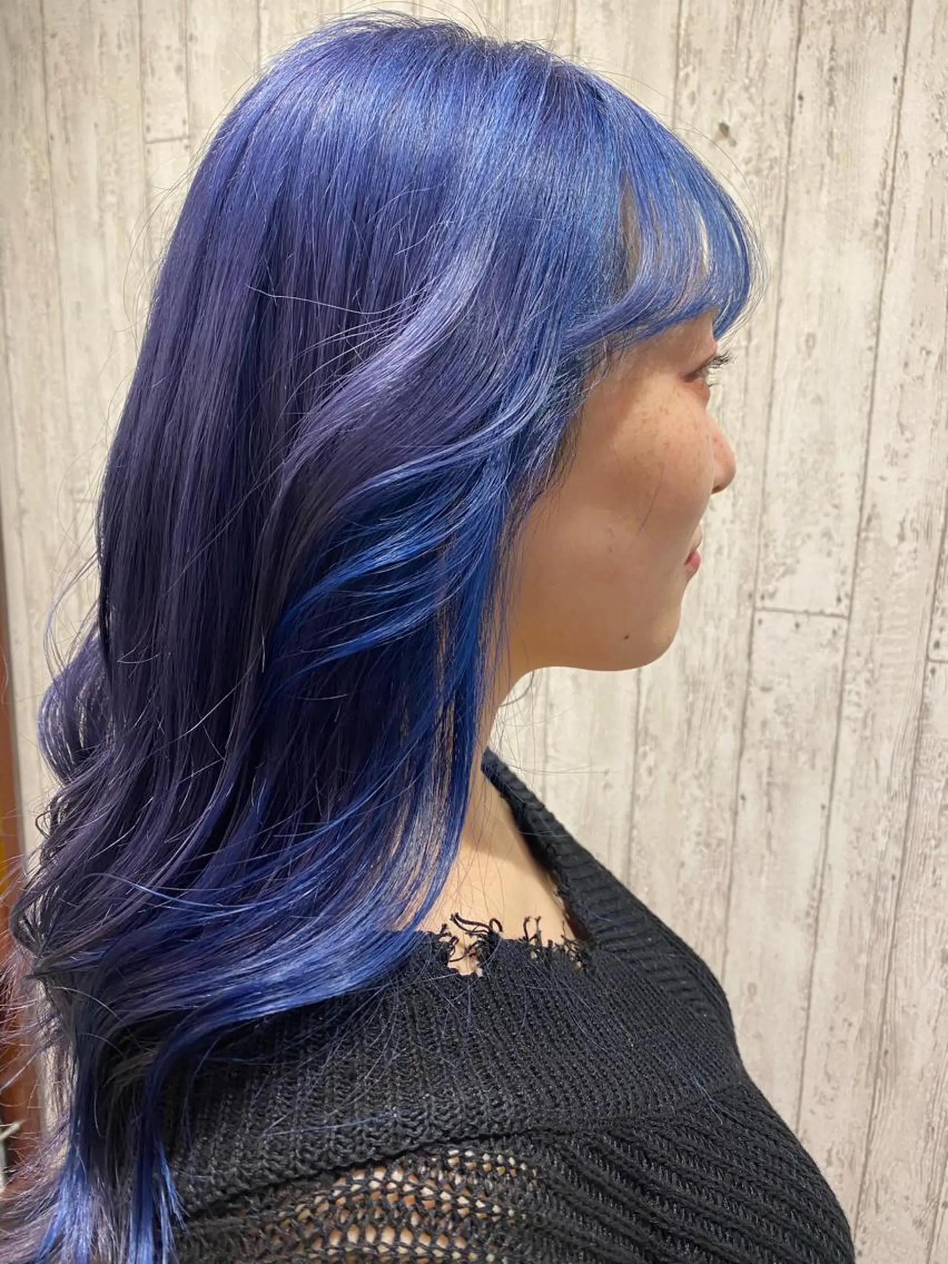 セミロング カラー ブリーチ ブルーカラー パープルカラー ヘアカラー トリートメント 綱島店🦋店長🦋 ほんさわ みずきのヘアスタイル