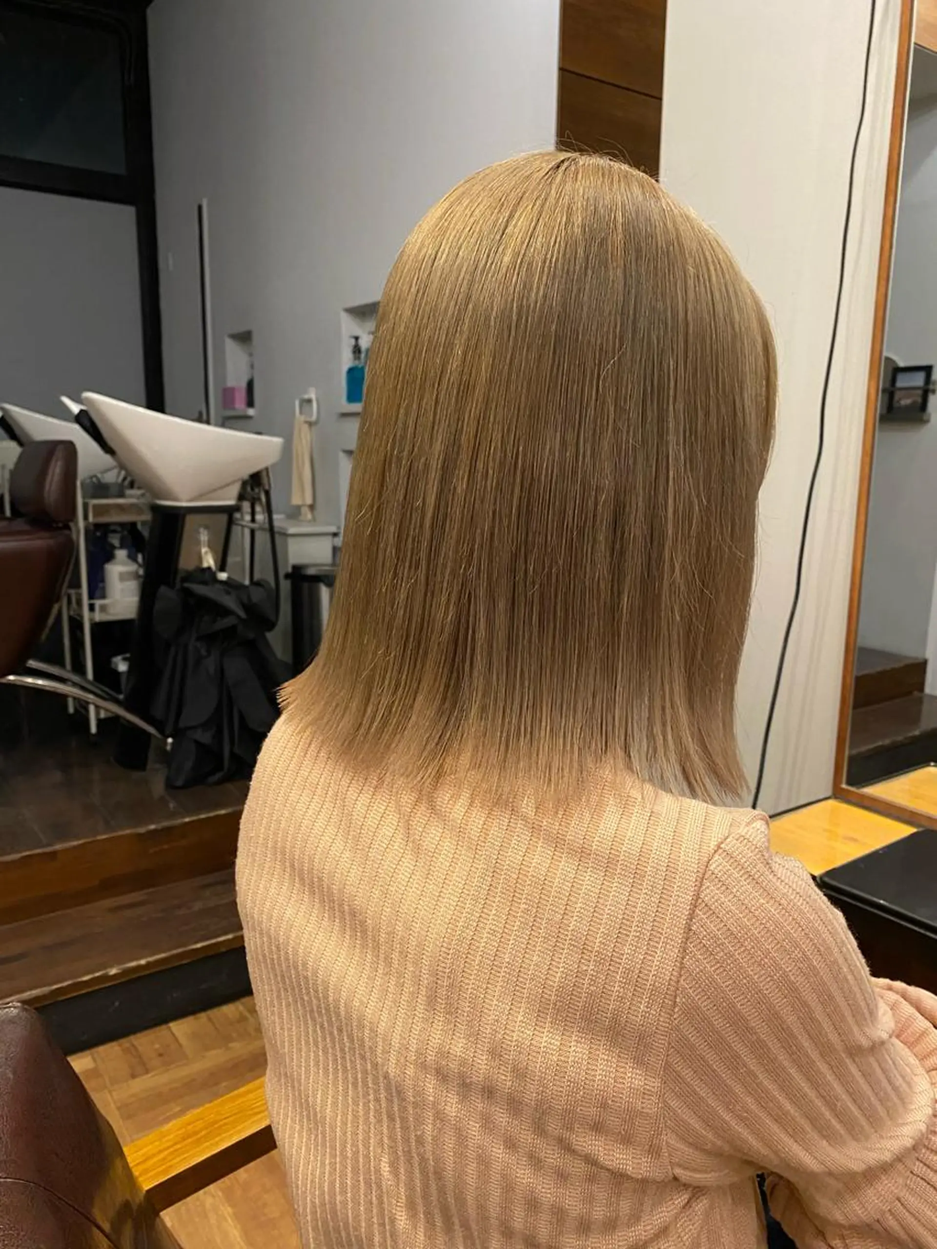 ミディアム カラー ワンレンボブ シールエクステ ベージュカラー 透明感カラー ダブルカラー ヘアカラー トリートメント IRIE HAIR DESIGN所属・IRIE⚡️メンズ/ パーマ⚡️北川聖也のヘアスタイル