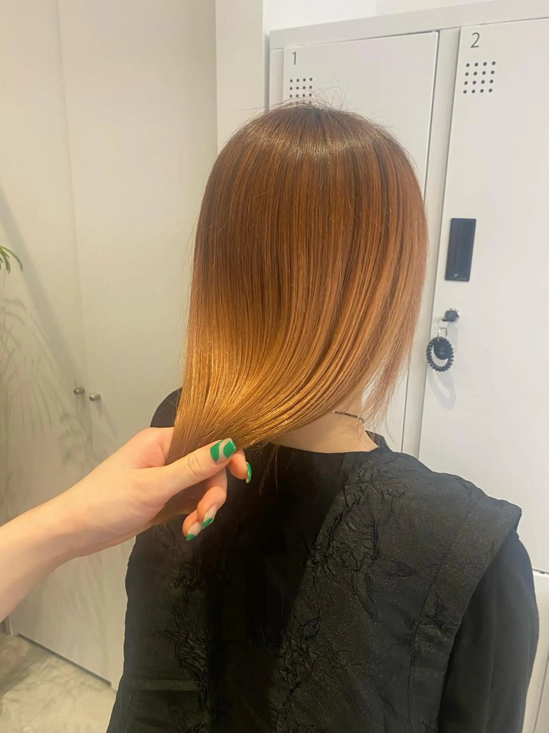 カラー sand 大阪梅田所属・ショートパーマ🌀 ✂︎小寺仁紫のヘアスタイル