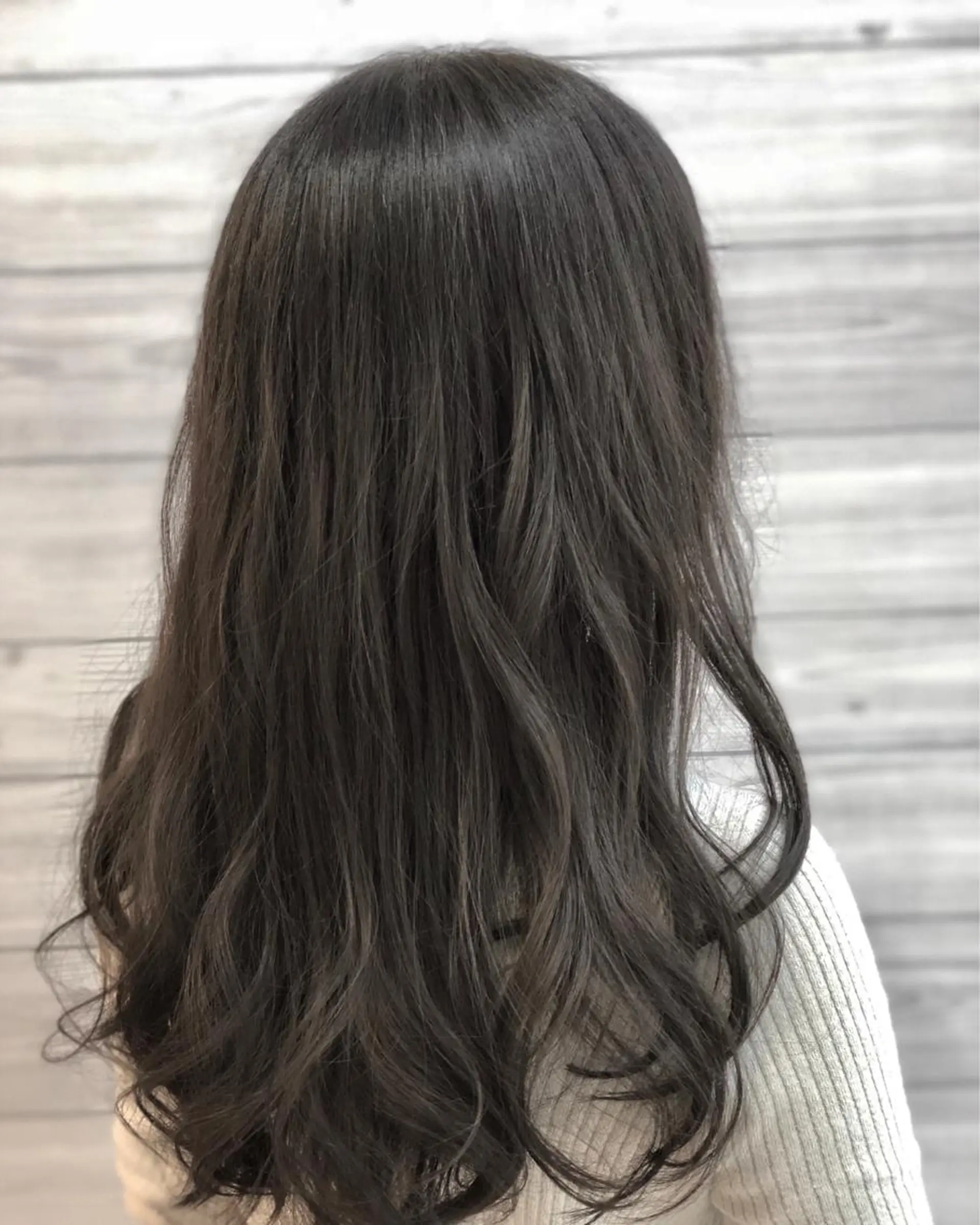 セミロング カラー 透明感カラー グレージュ 縮毛矯正・髪質改善 人気No1🩶北島のヘアスタイル