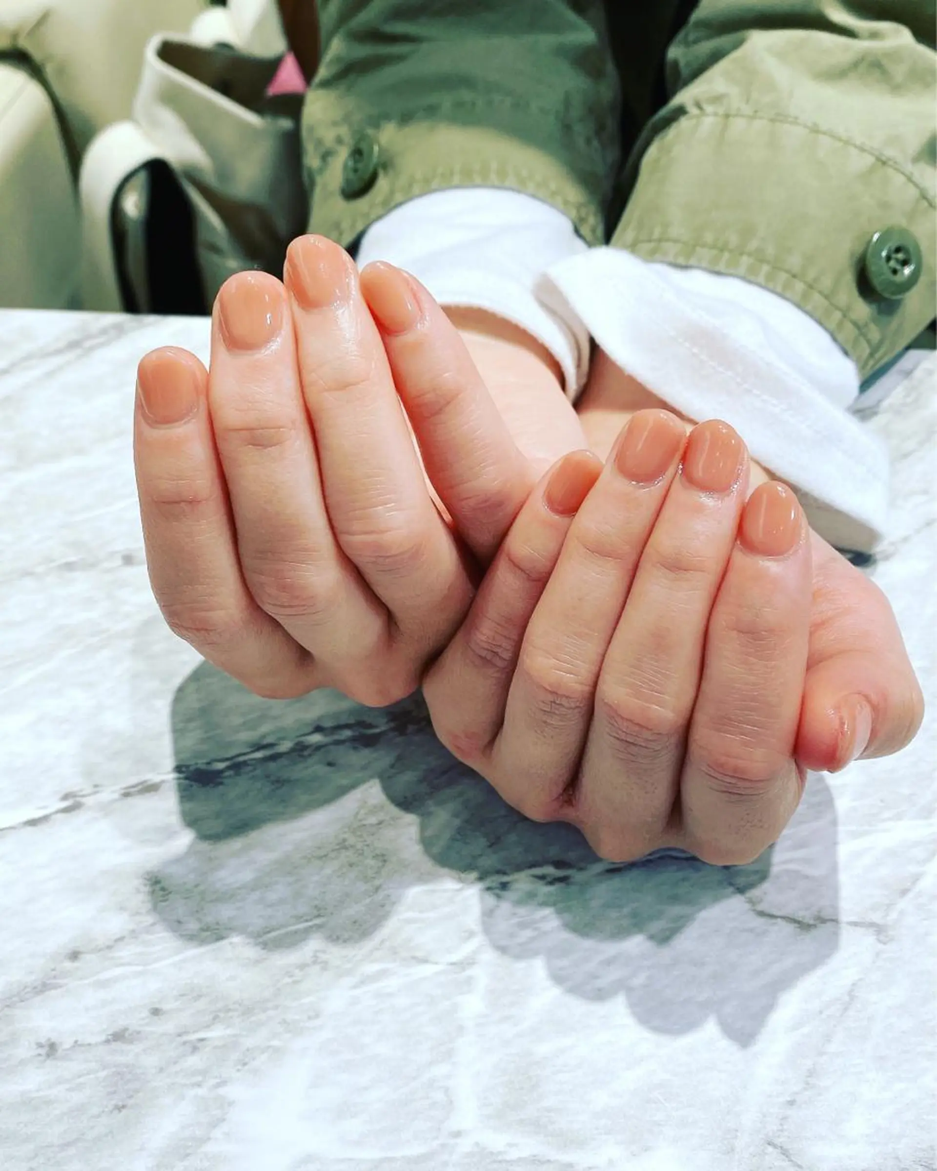ネイル ぷっくりネイル ハンドネイル フットネイル ハンドケア nail salon  AlgeTy所属・✴︎:.｡. MAKI.｡.:✴︎のネイルデザイン