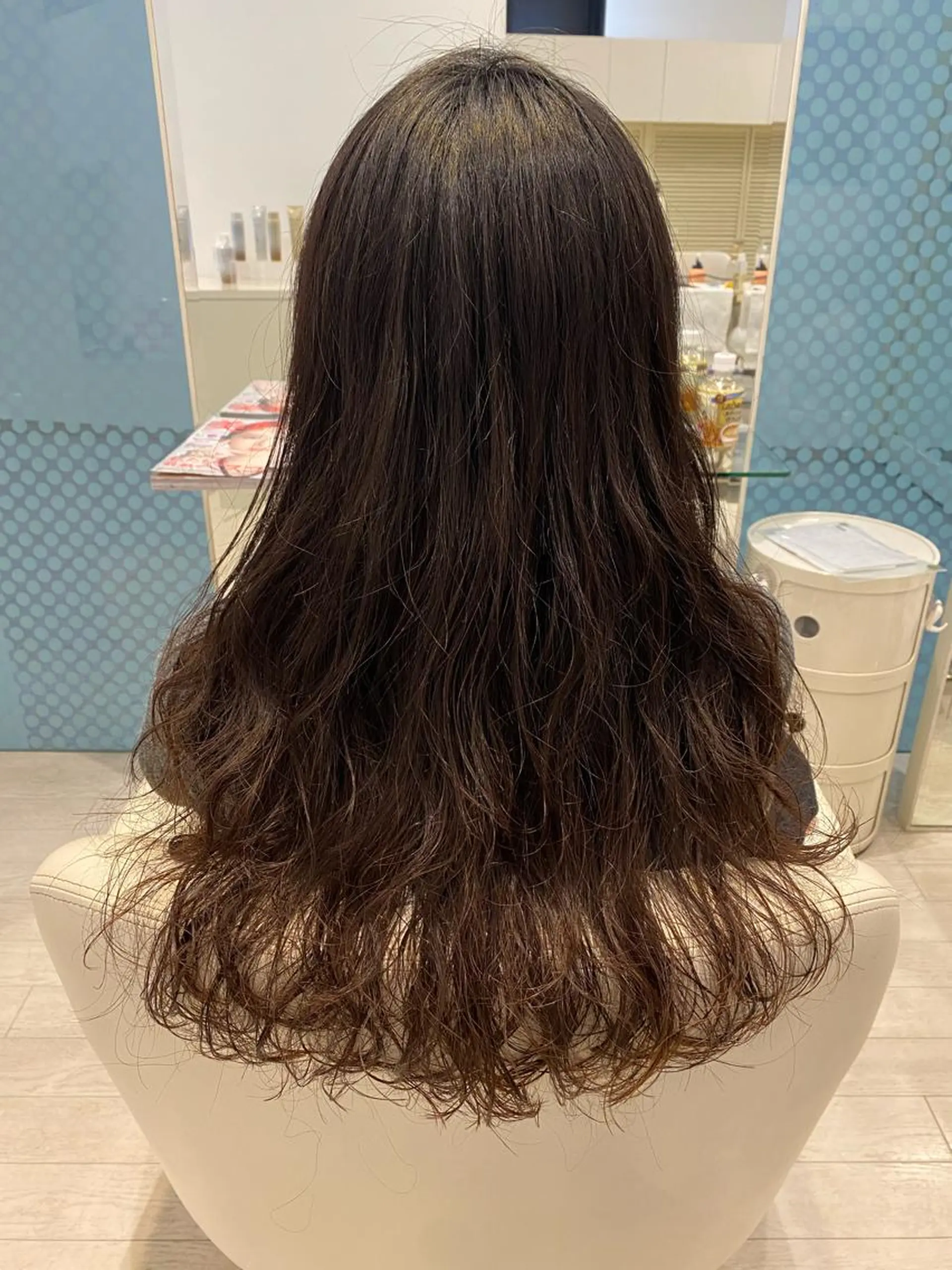 ロング パーマ 鈴木 真悠のヘアスタイル