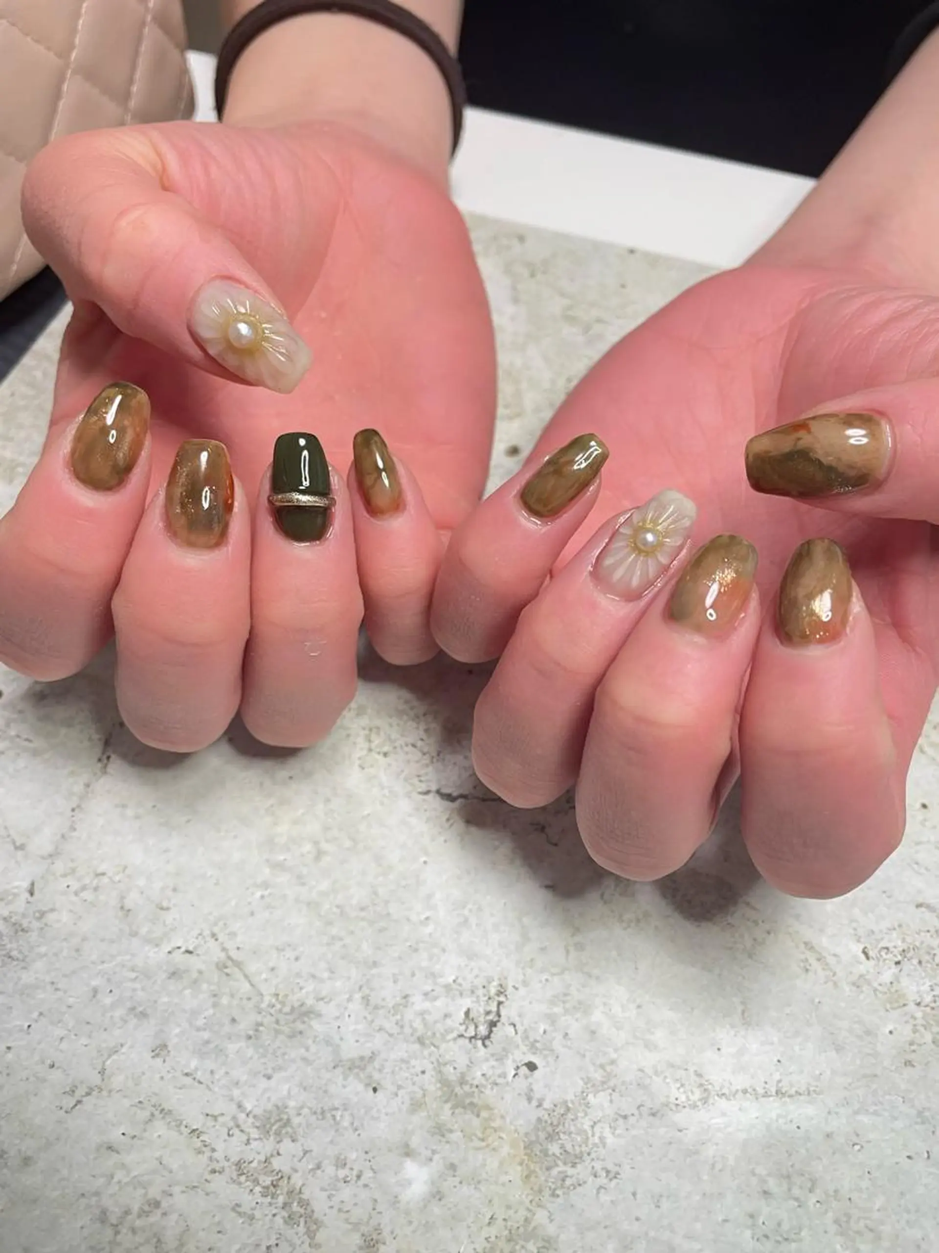 ネイル ハンドネイル Tomoe さいたま新都心/与野のネイルデザイン