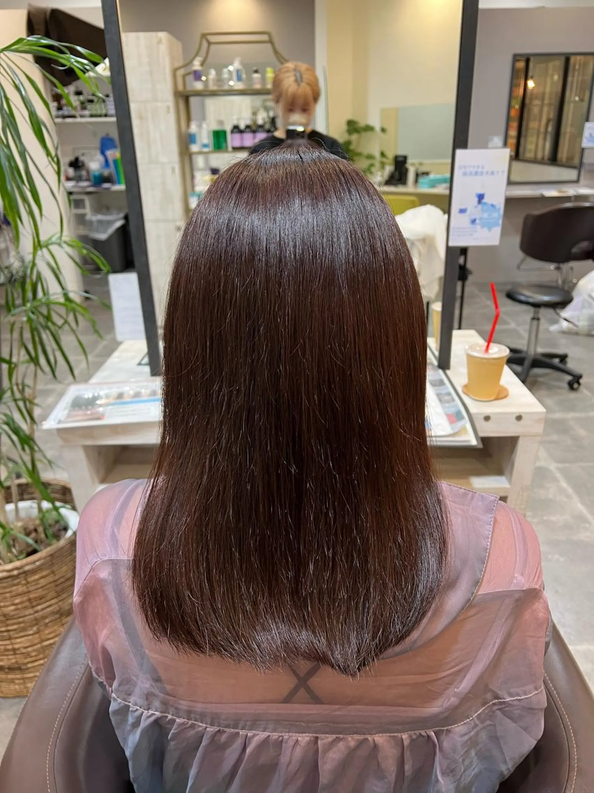 ロング カラー アッシュ ブラウンカラー ピンクカラー ピンクブラウン まとまるツヤ髪カット ┆たんげ なるみのヘアスタイル