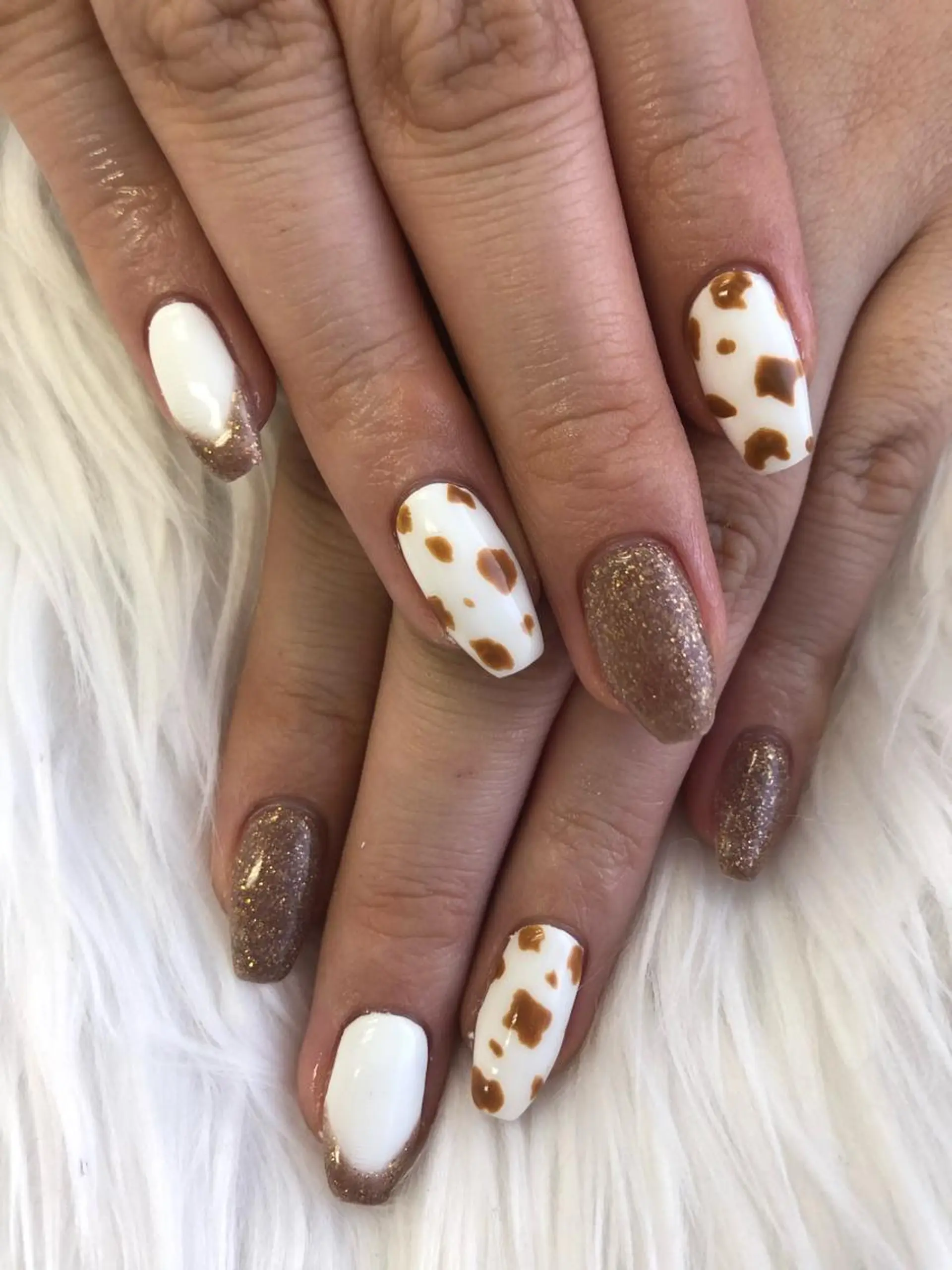 ネイル MADIA藤沢所属・MADIA MEGUのネイルデザイン