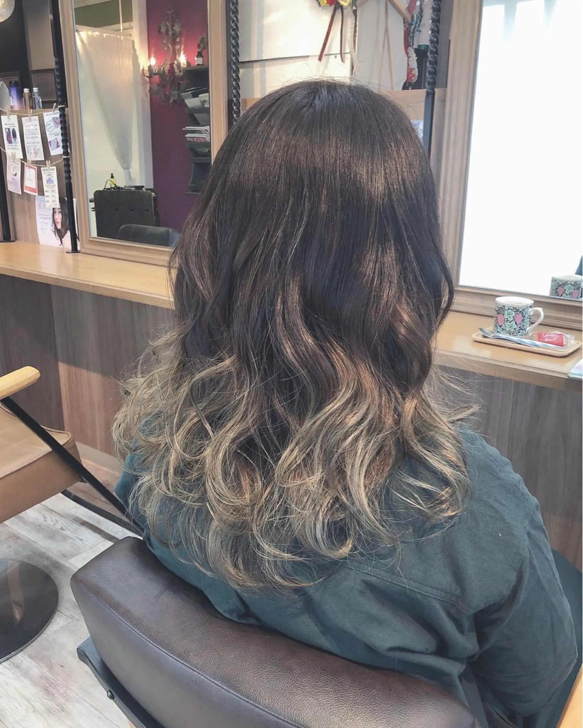 ロング 平野 沙織のヘアスタイル