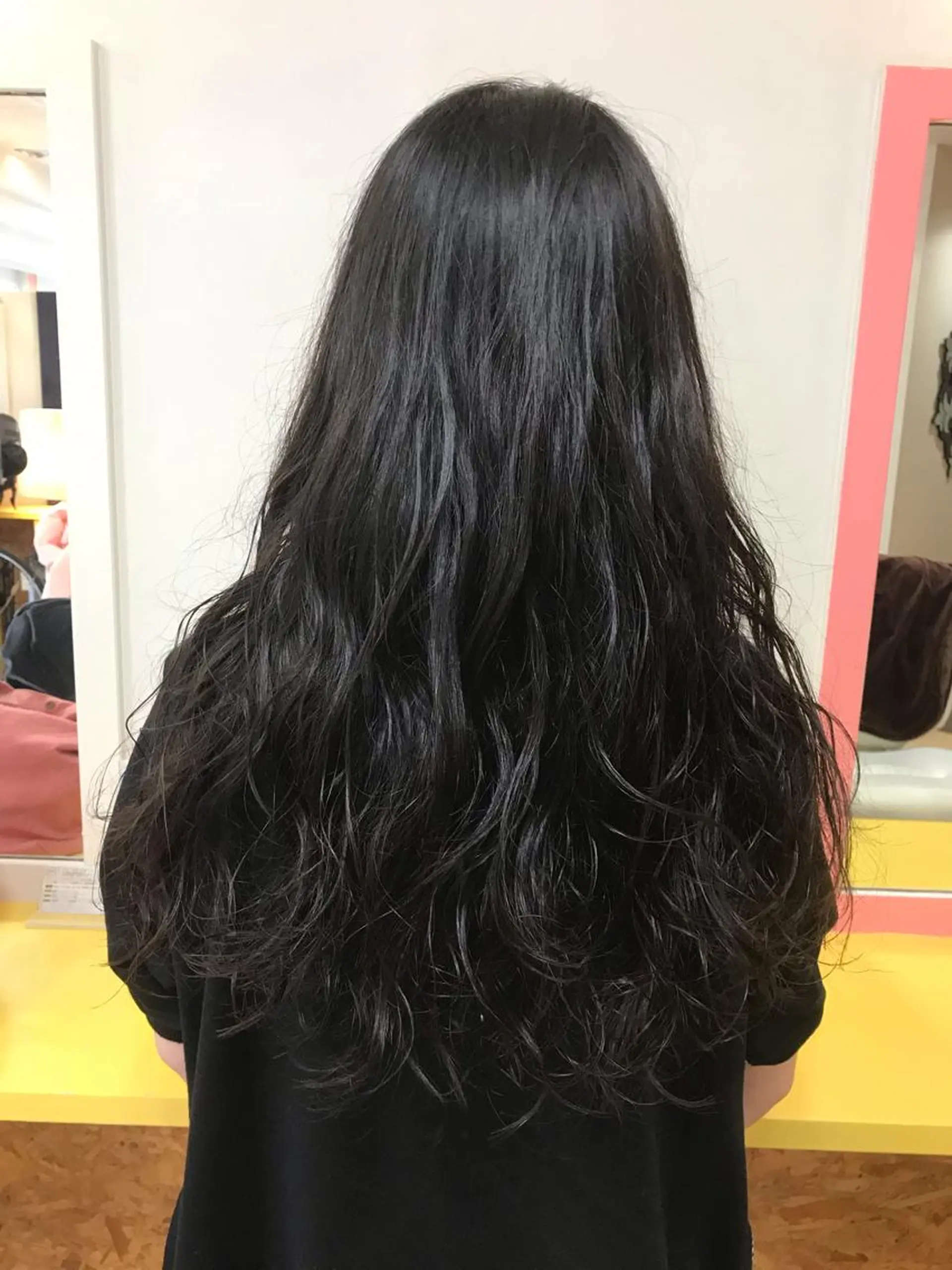 ロング パーマ ロング エアウェーブ カット パーマ トリートメント 横田 尚登のヘアスタイル