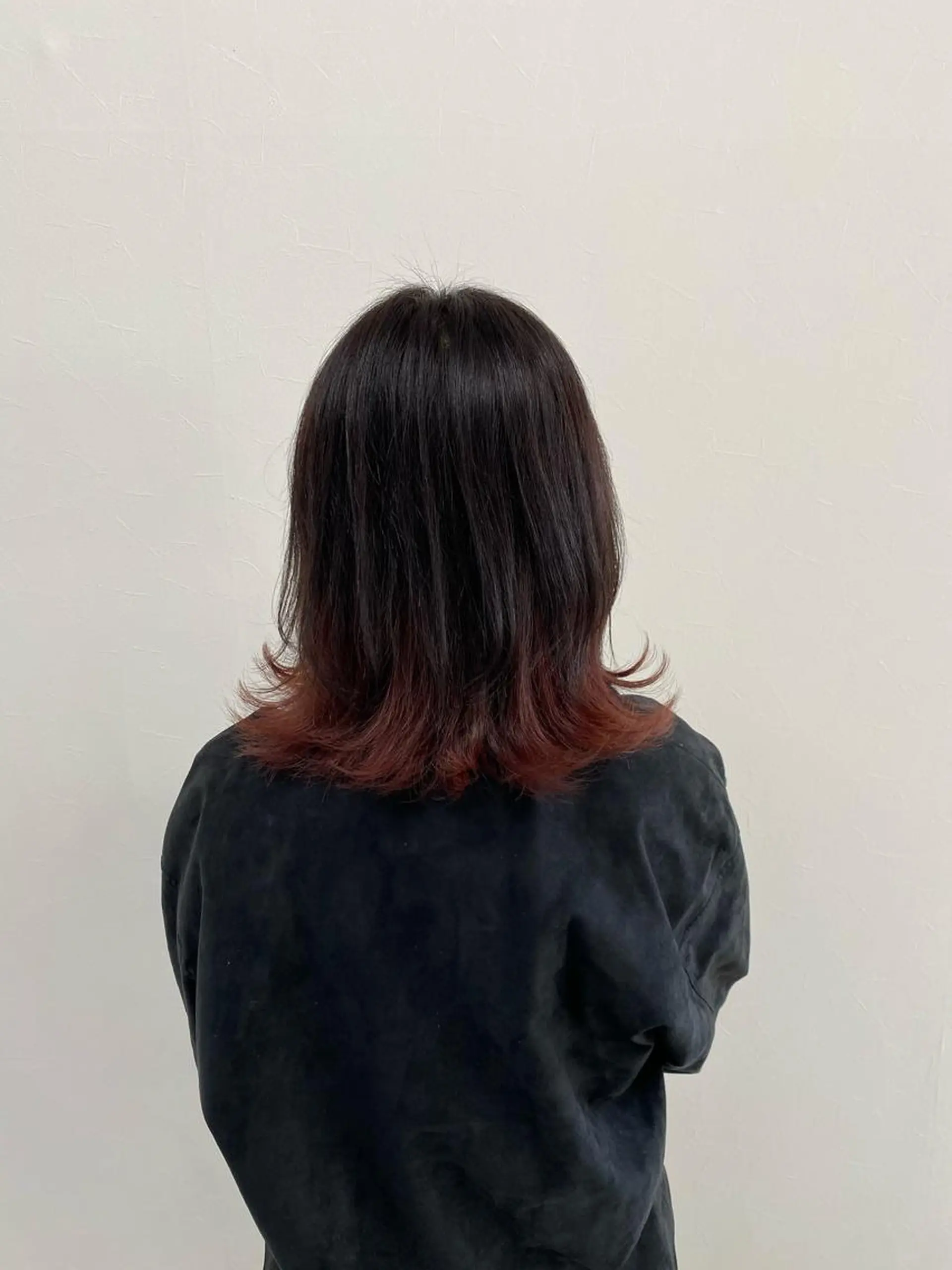 セミロング レイヤーカット KAITOH ATSUSHIのヘアスタイル
