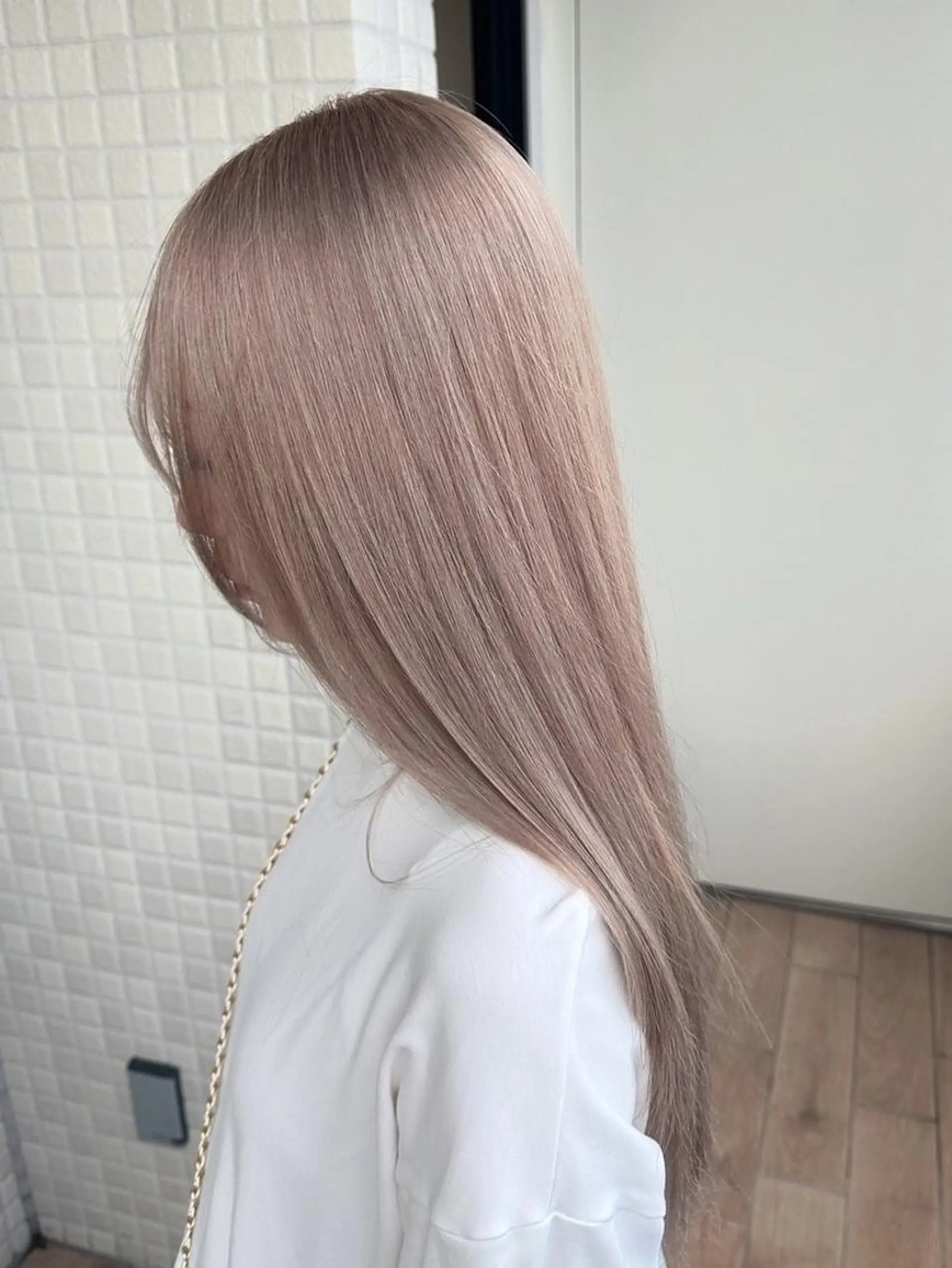 ロング カラー ブリーチ ダブルカラー ヘアカラー トリートメント ✨【公式】 juhl.横浜✨のヘアスタイル