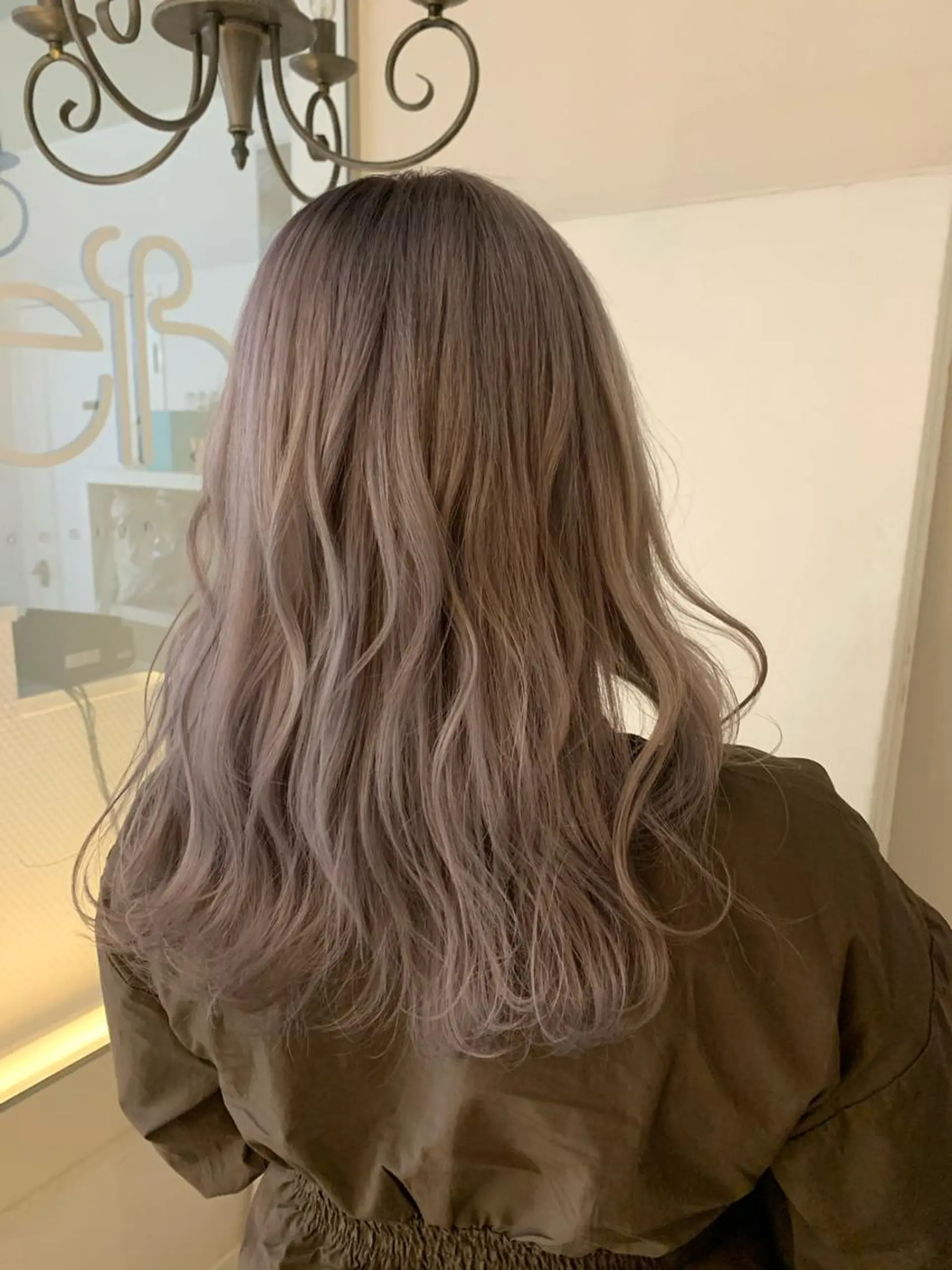 カラー ハイトーンカラー カット ヘアカラー 渡辺 健太のヘアスタイル